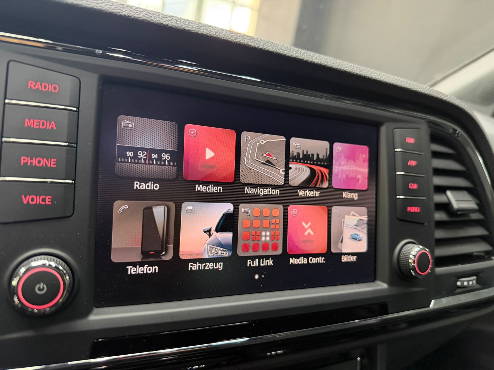 CUPRA Ateca 2.0TSI 4Drive DSG-image-9