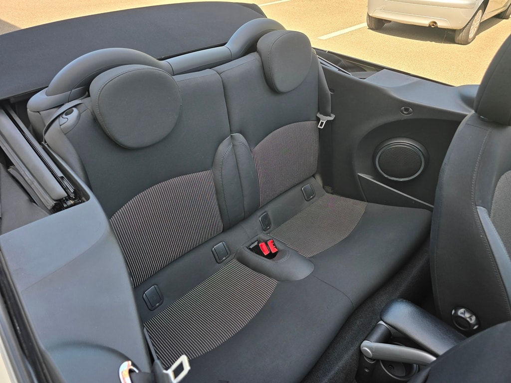 MINI Cabrio R57 1.6i One-image-18