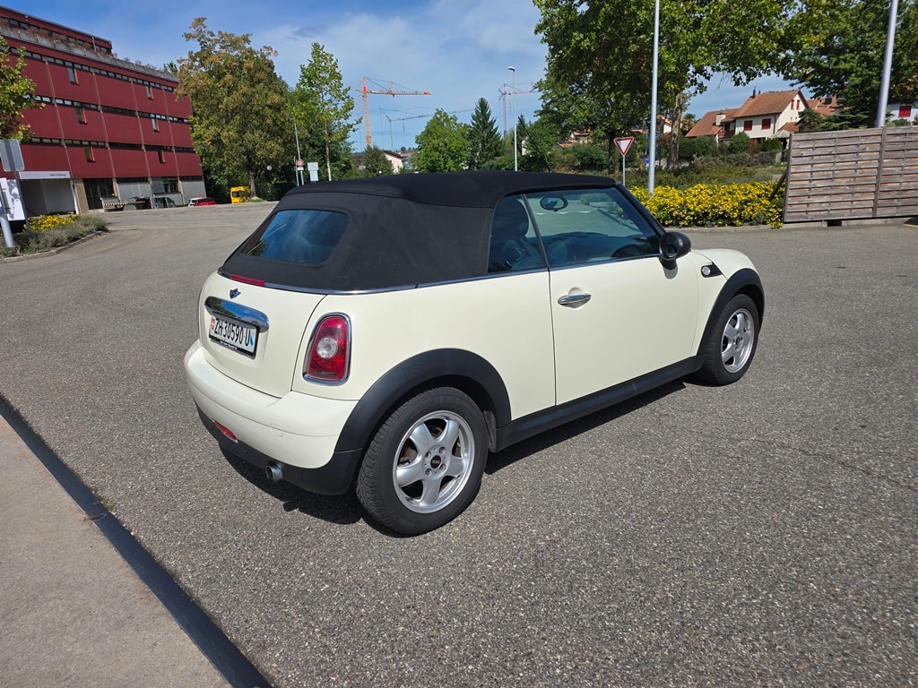 MINI Cabrio R57 1.6i One-image-7
