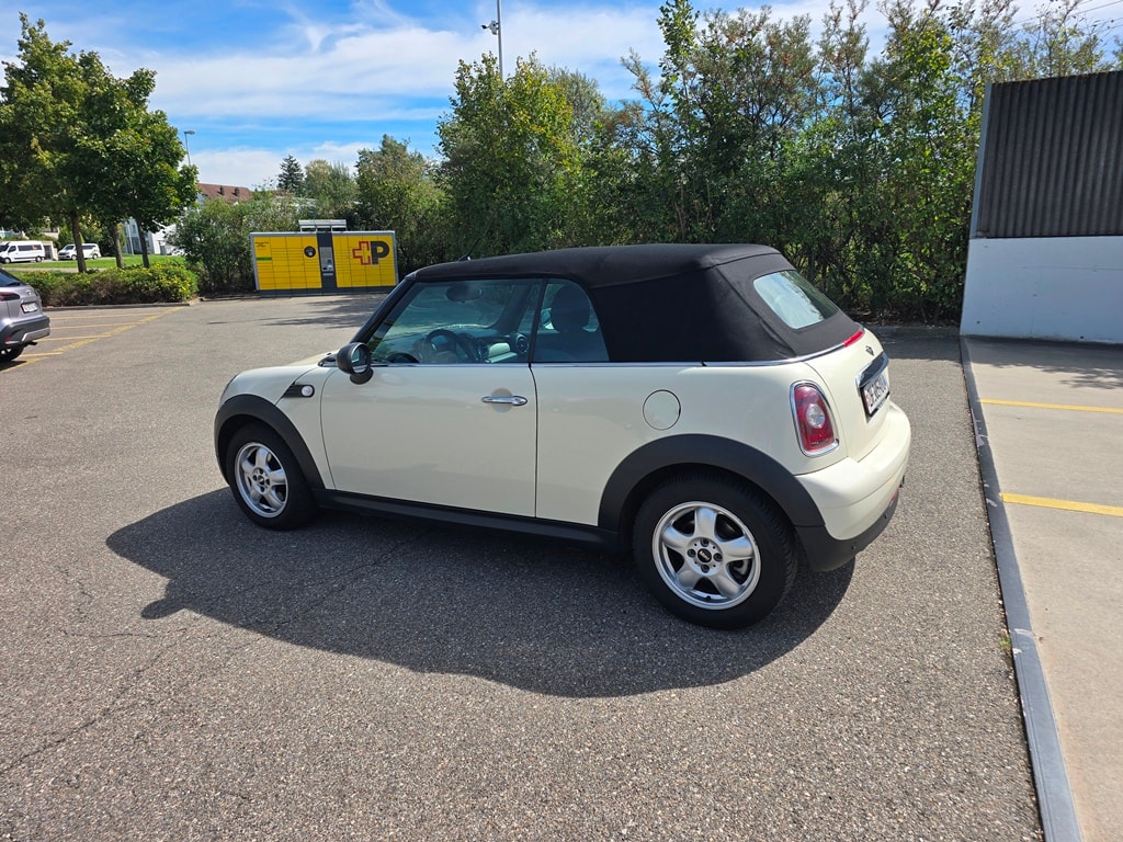 MINI Cabrio R57 1.6i One-showroom-element-3