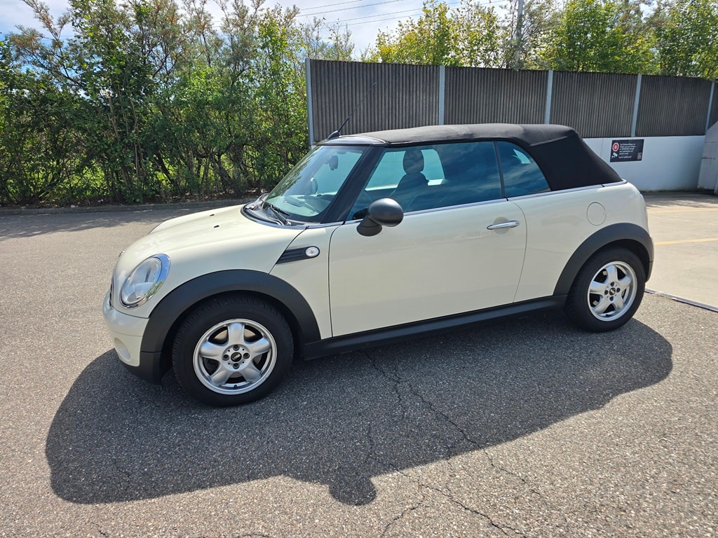 MINI Cabrio R57 1.6i One-showroom-element-2