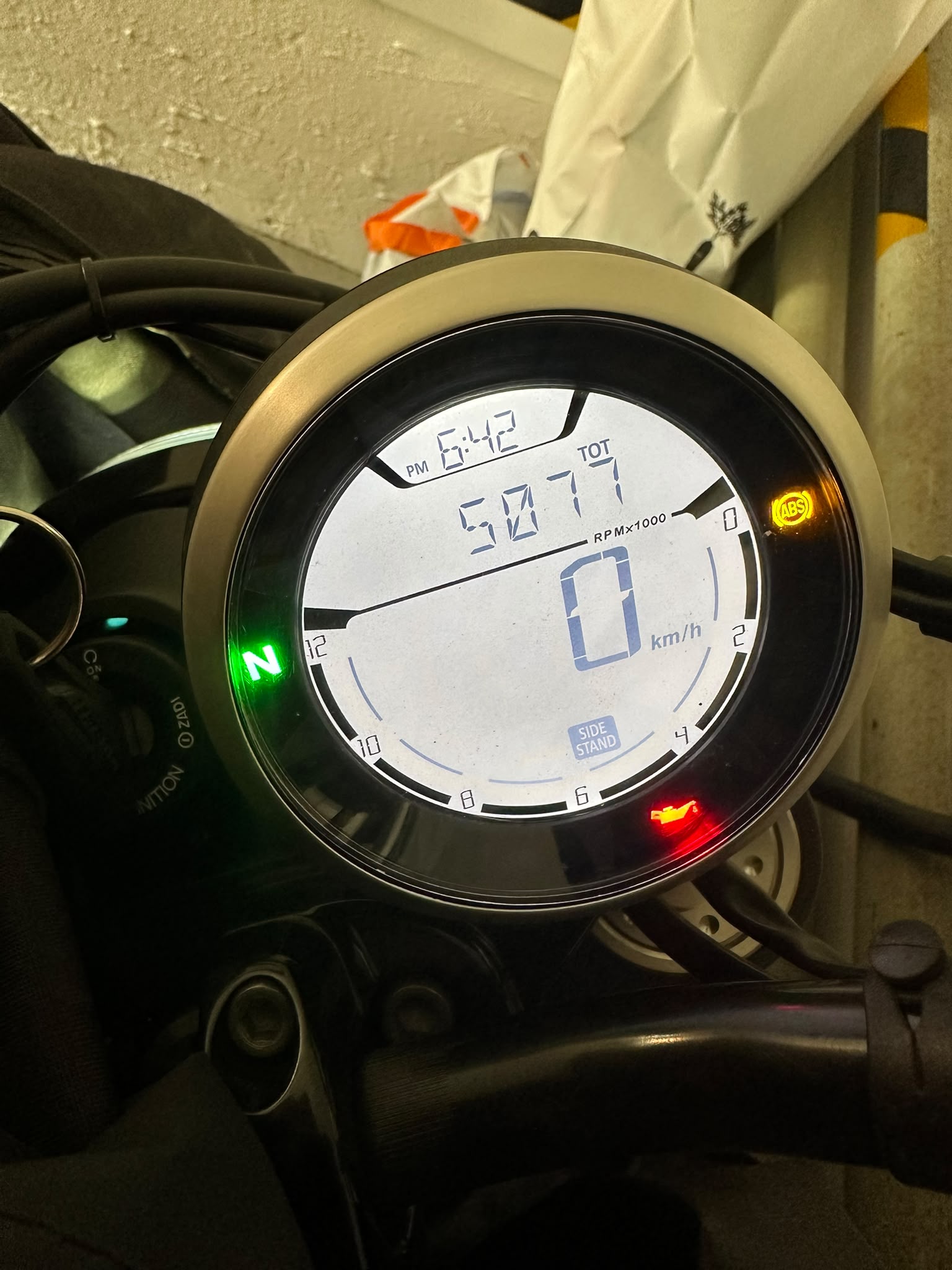 DUCATI Scrambler 800 Classic ABS-image-5