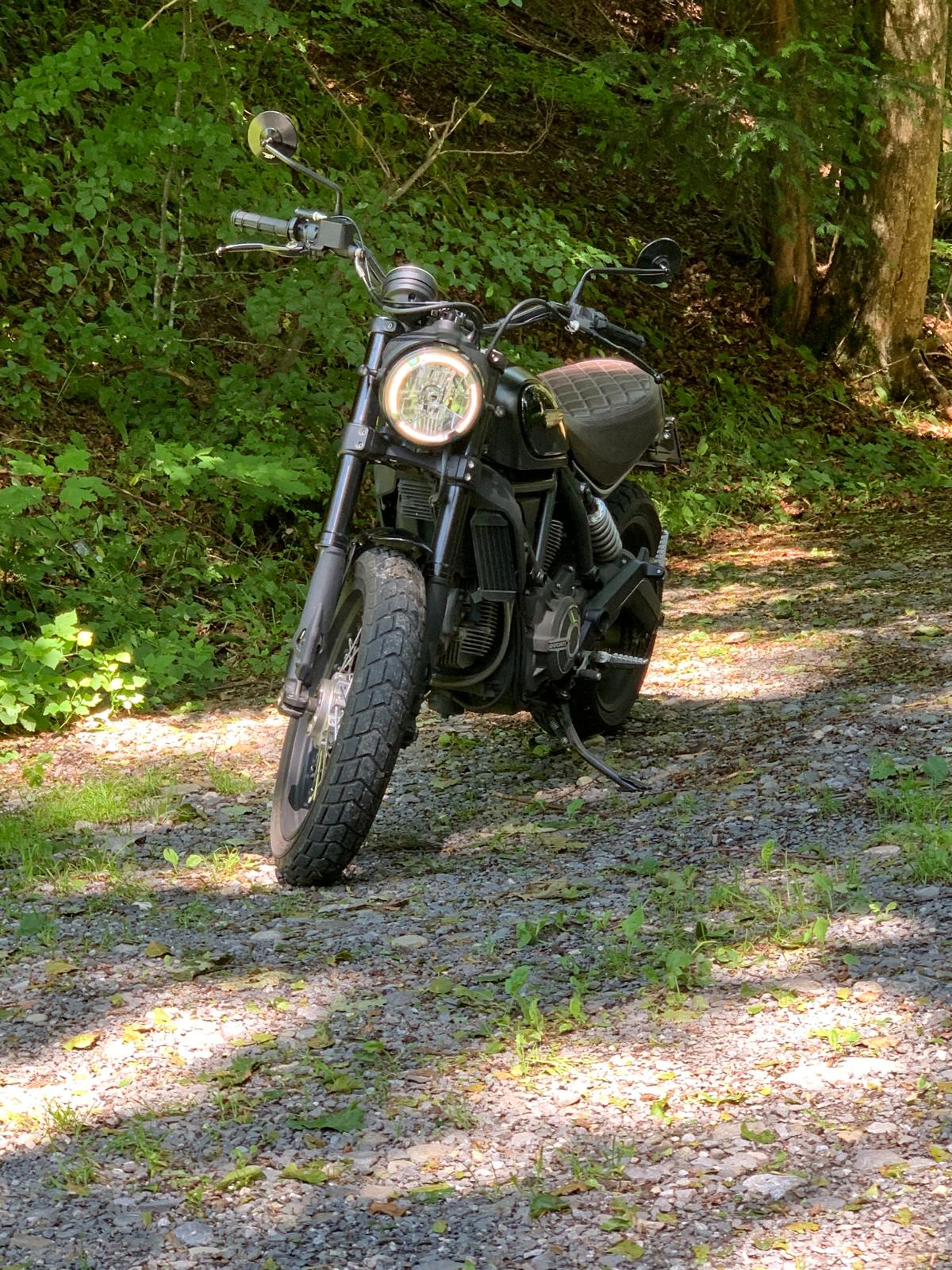 DUCATI Scrambler 800 Classic ABS-image-2