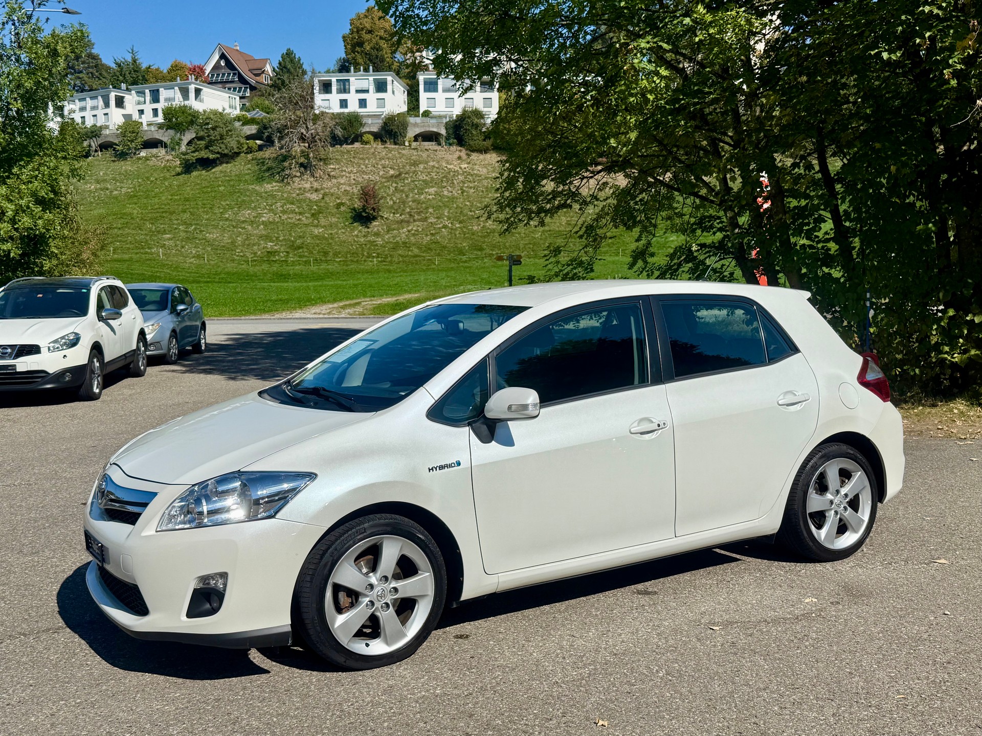 TOYOTA Auris 1.8 16V HSD Linea Sol-image-2