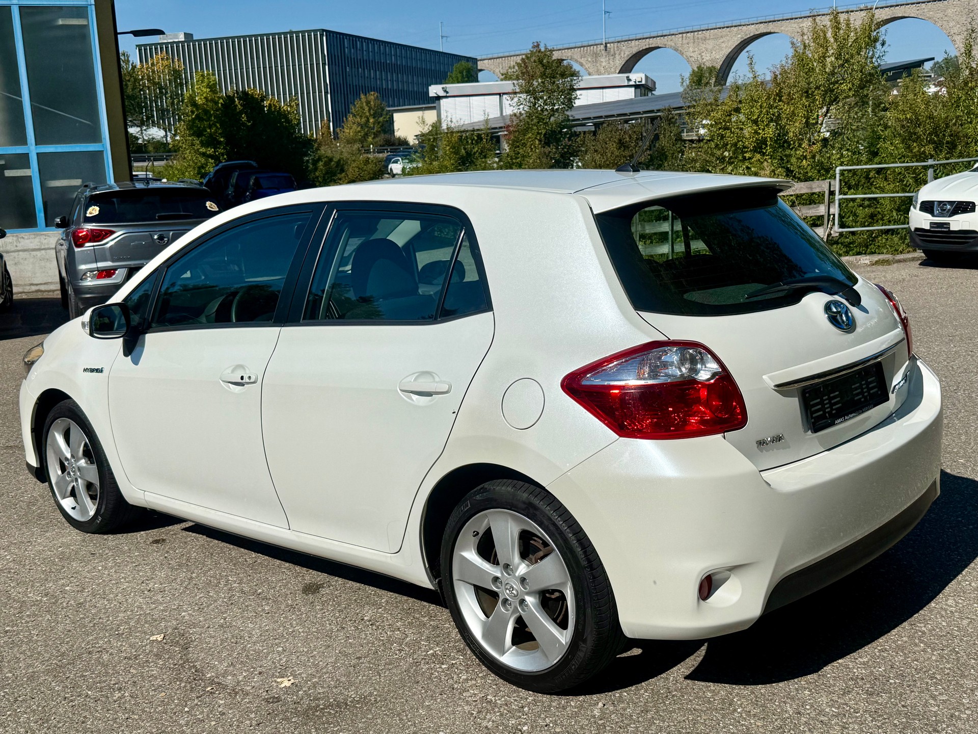 TOYOTA Auris 1.8 16V HSD Linea Sol-image-3