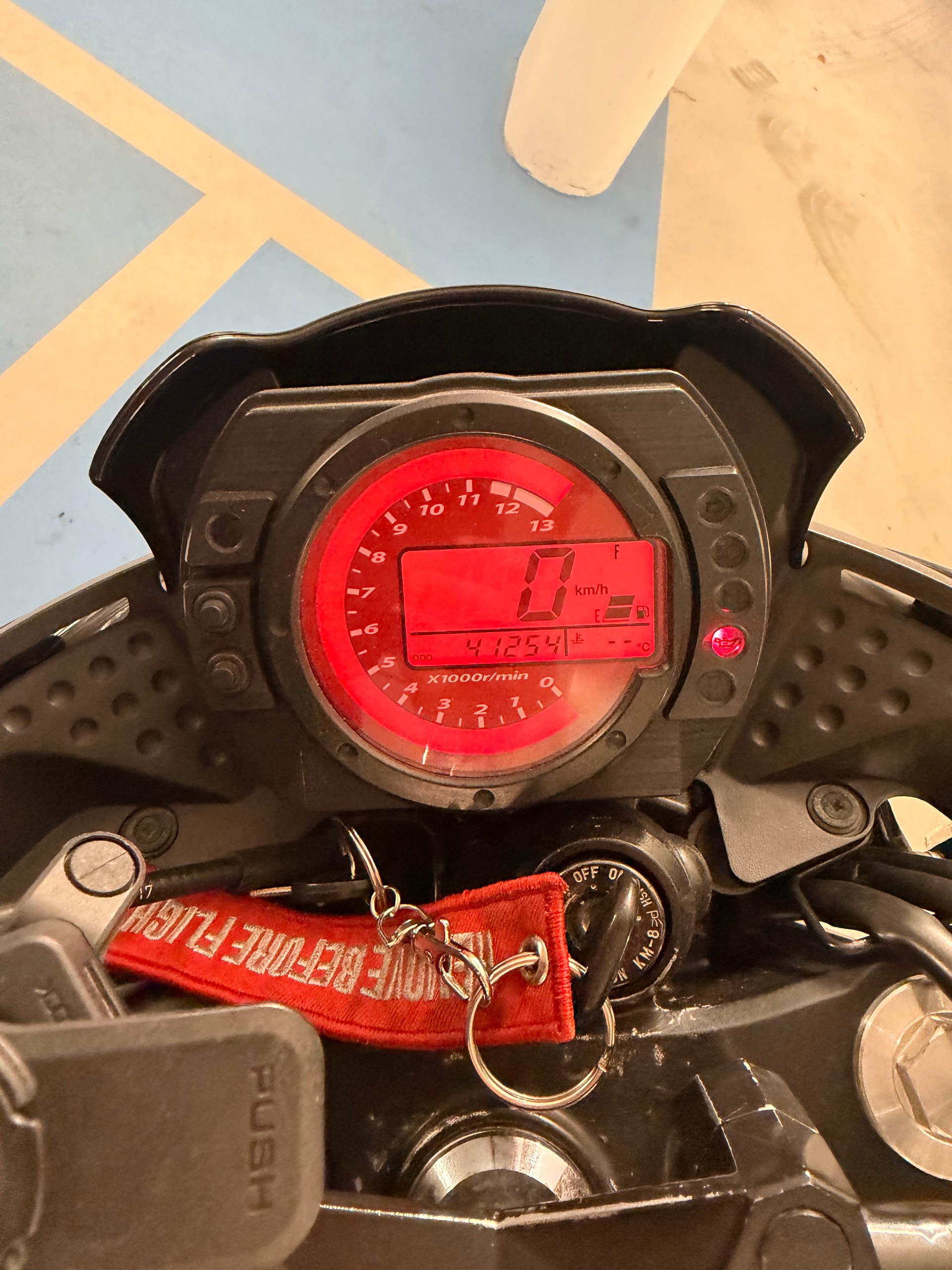 KAWASAKI Z 750-image-4