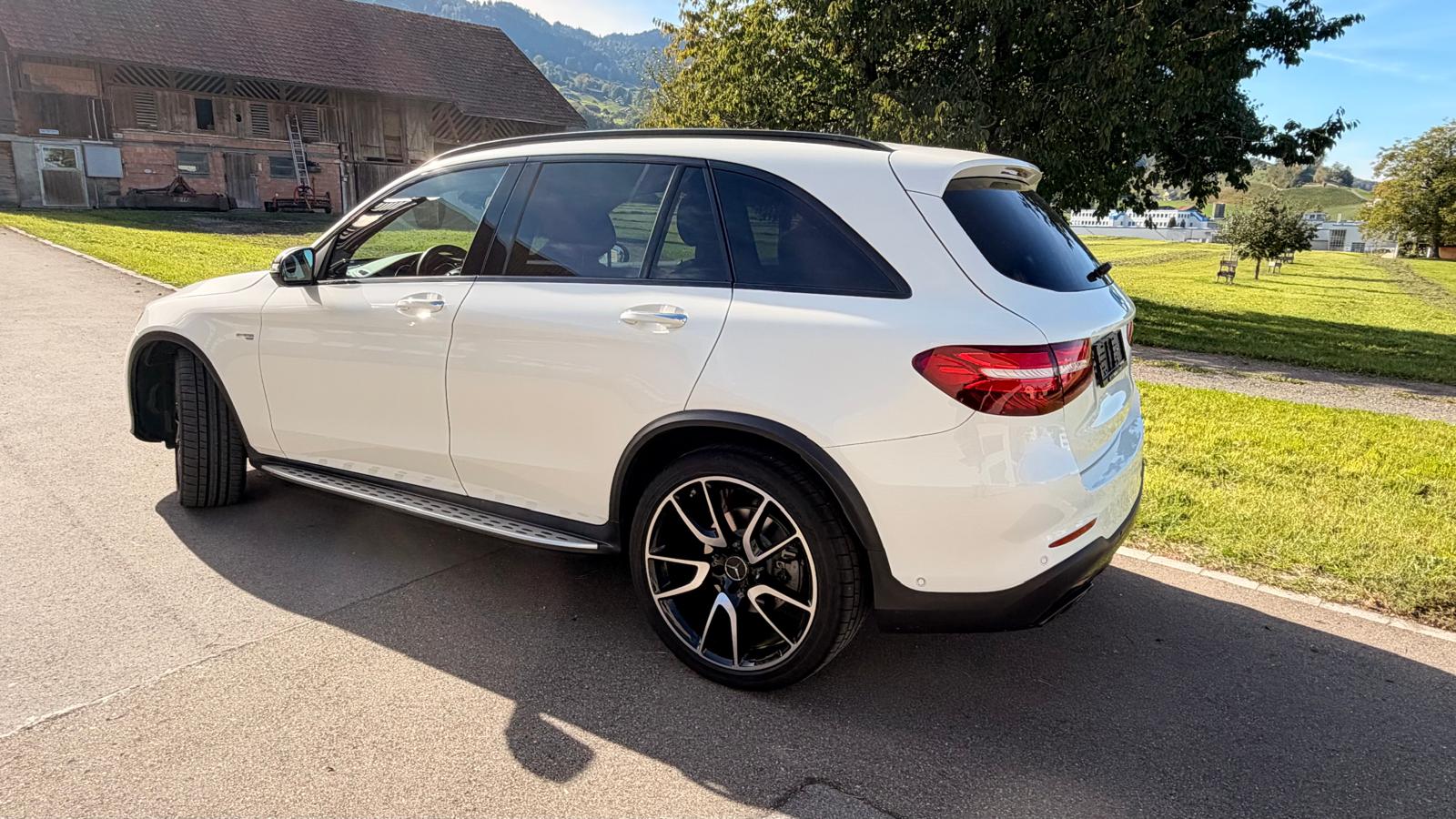 MERCEDES-BENZ GLC 43 AMG 4Matic 9G-Tronic-image-4