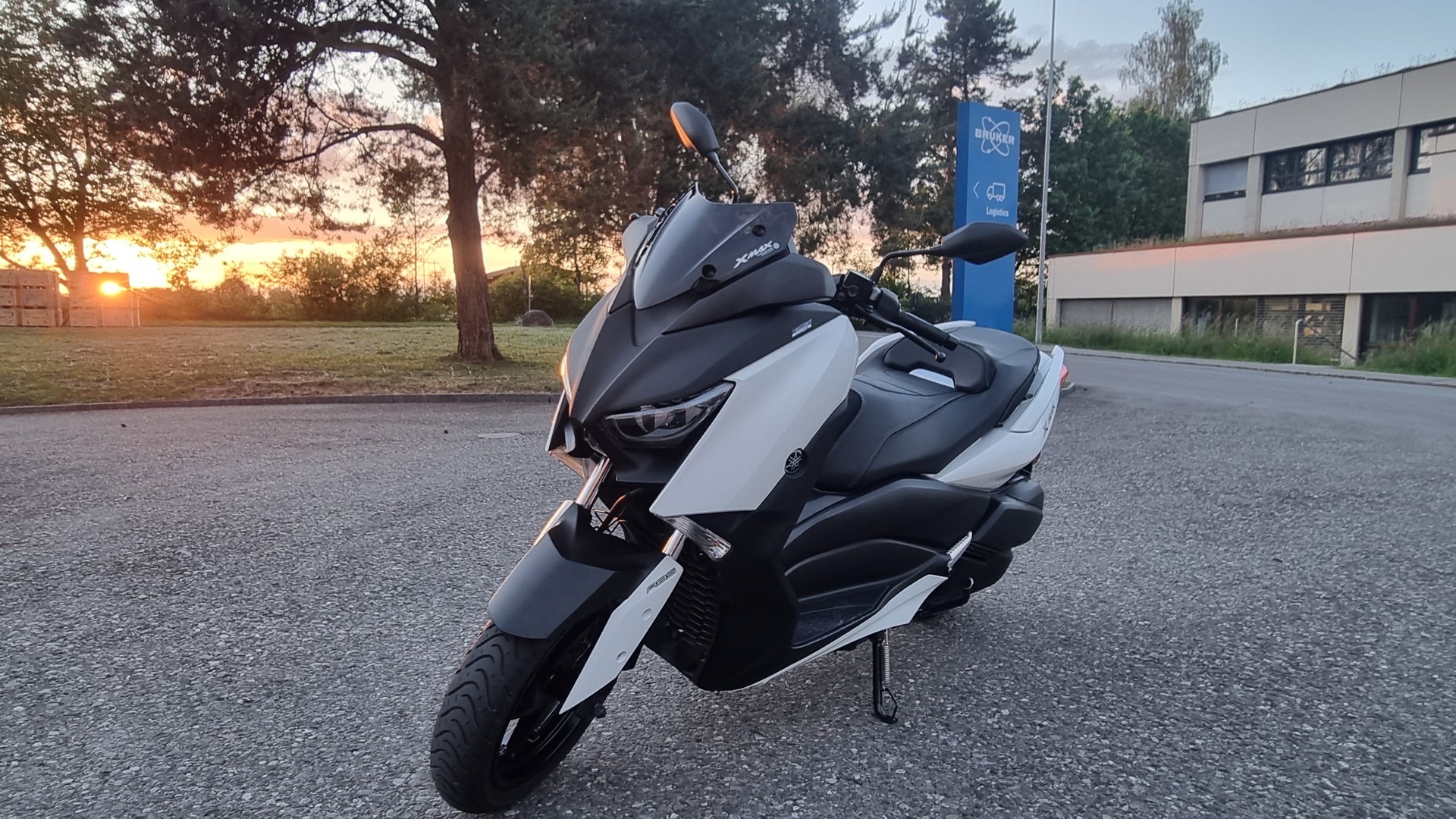 YAMAHA X-Max CZD 300 ABS-image-8