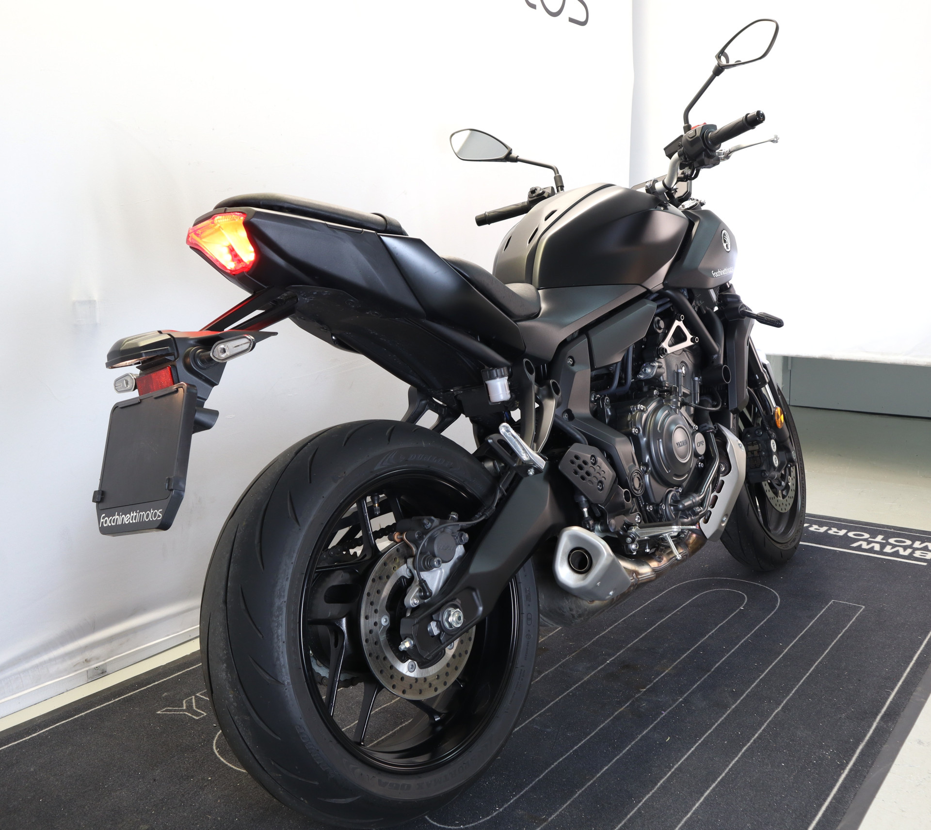 YAMAHA MT-07-image-4