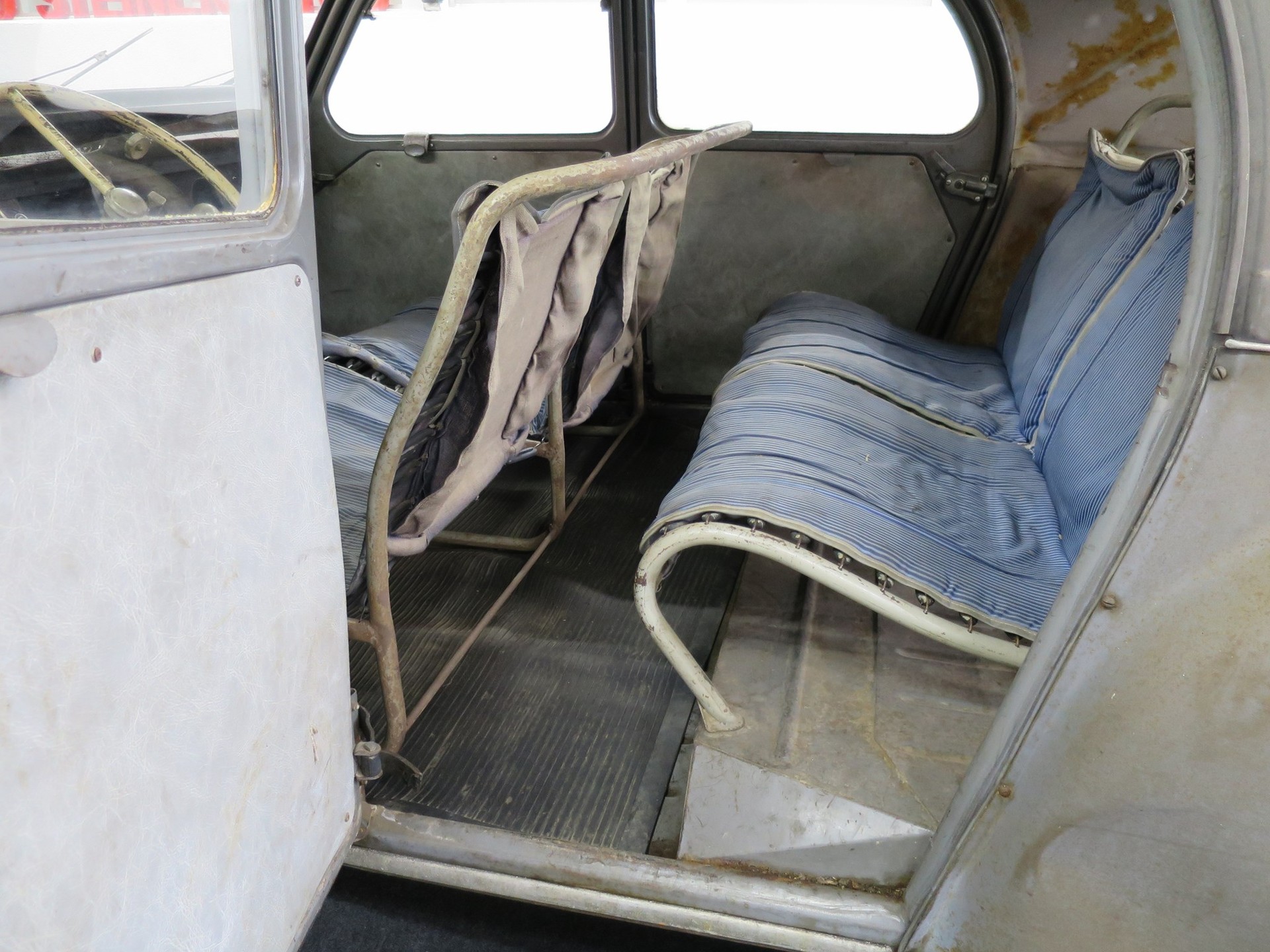 CITROEN 2CV AZ 12 PS. MODELL 1957. GUTER ZUSTAND NICHT VIEL ROST !! NETTO 8800.--image-8