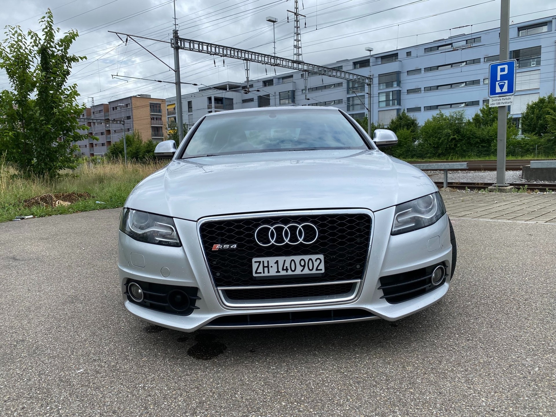 AUDI S4 3.0 TFSI quattro S-tronic-image-8