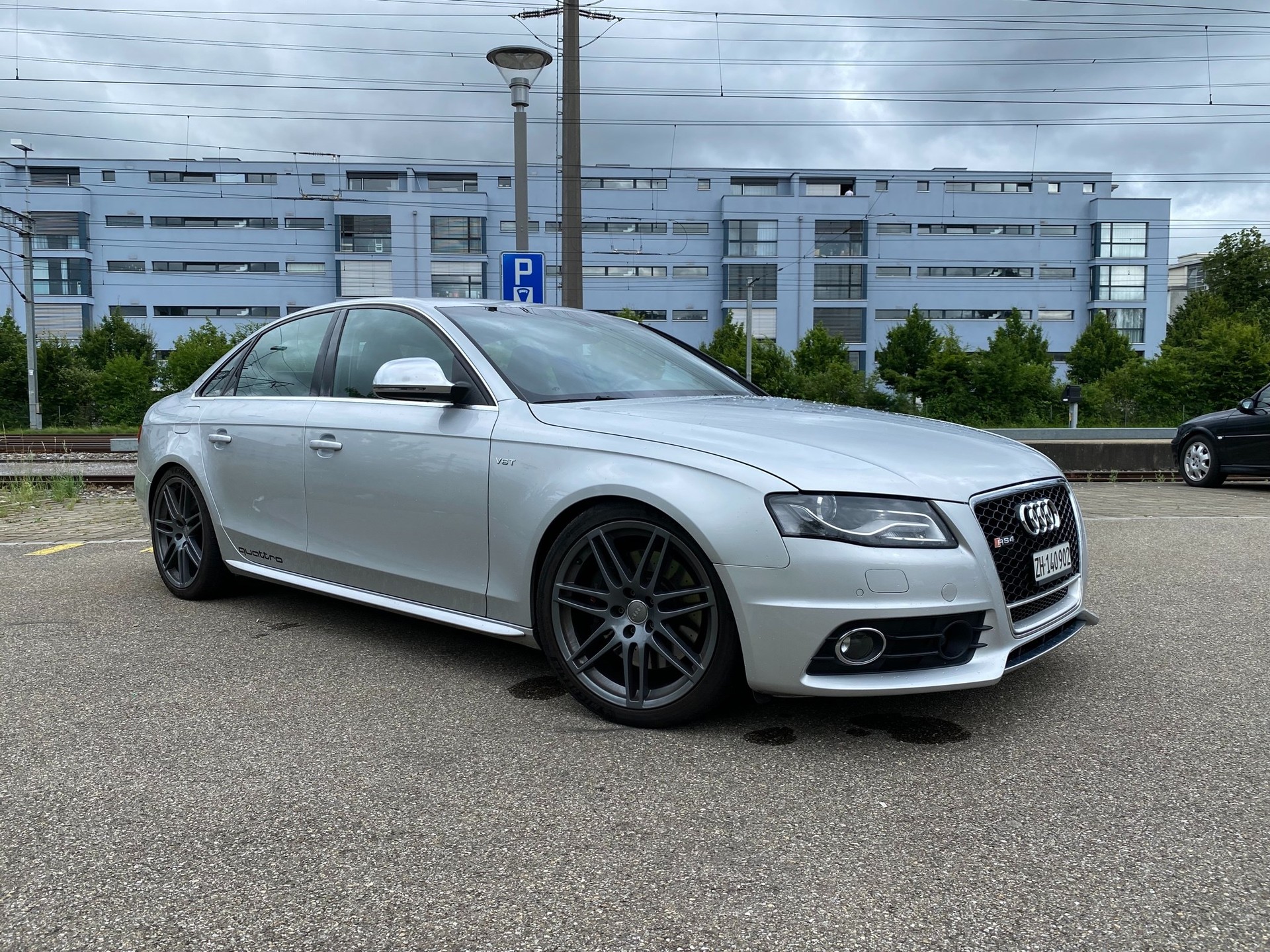 AUDI S4 3.0 TFSI quattro S-tronic-image-2