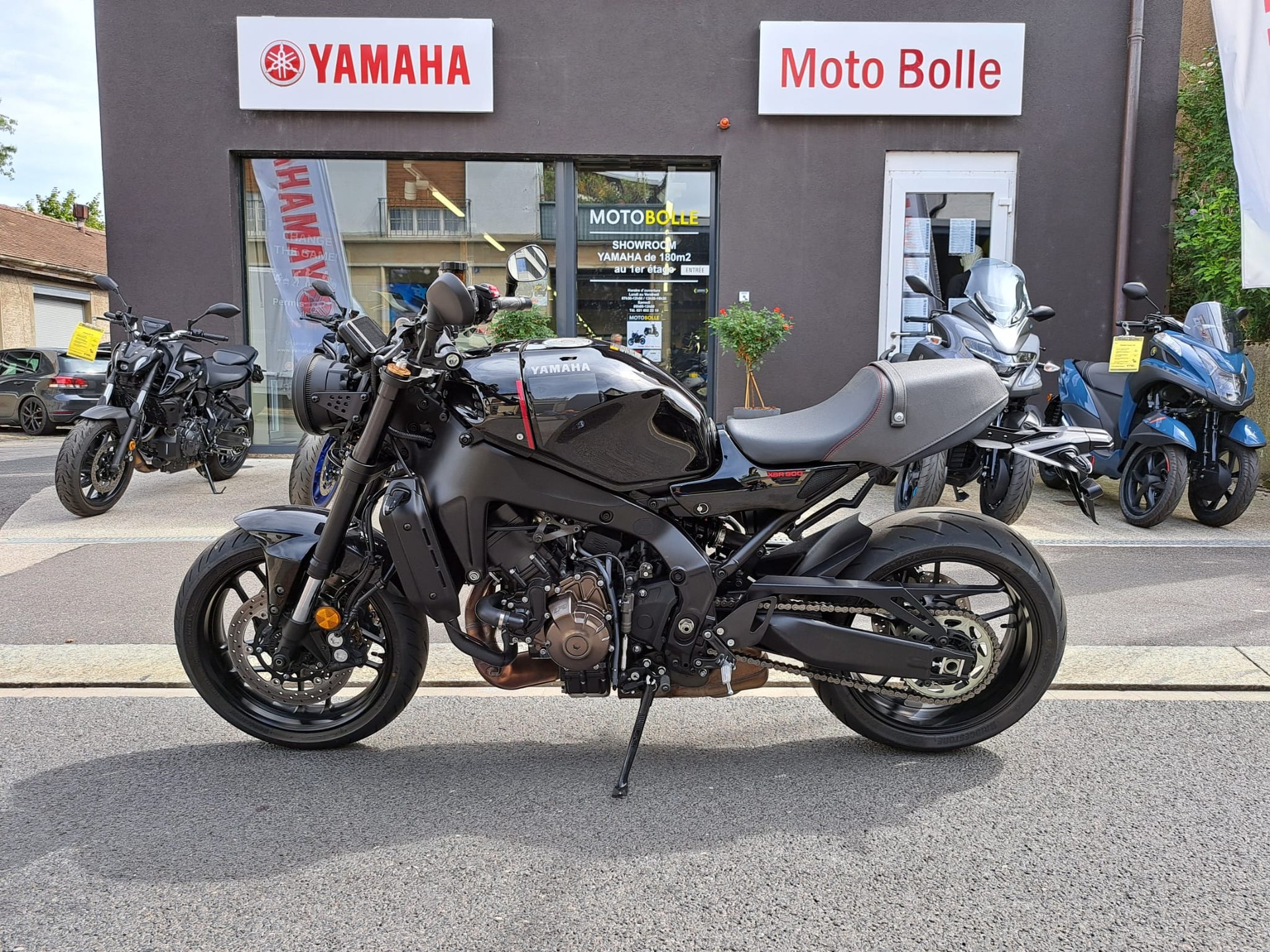 YAMAHA XSR 900-image-2