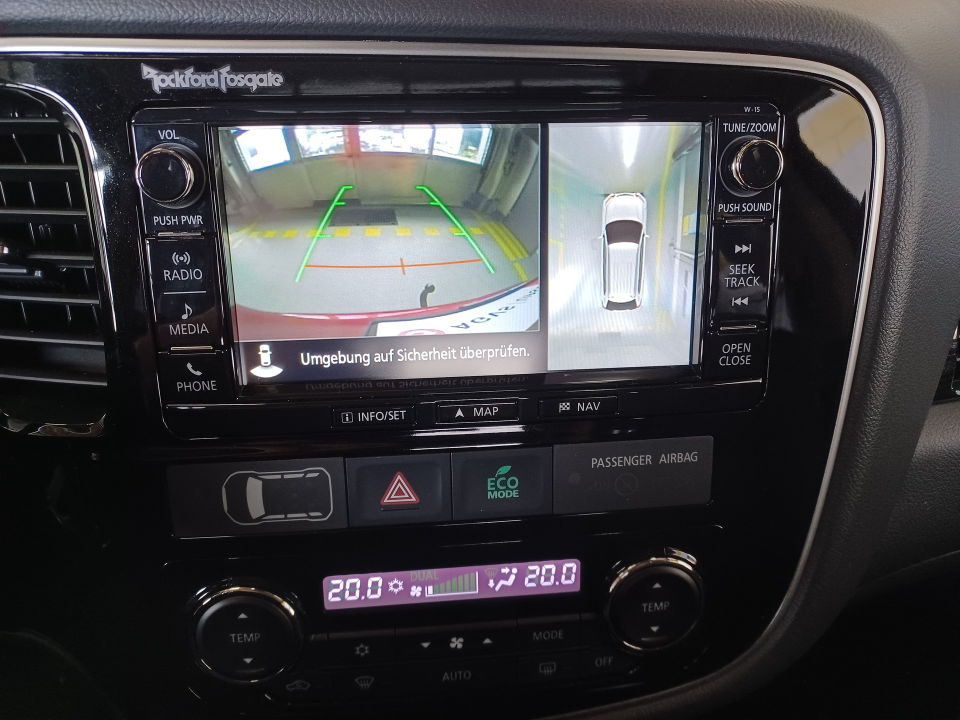 MITSUBISHI Outlander 2.0 PHEV Diamond 4WD Automatic-image-12