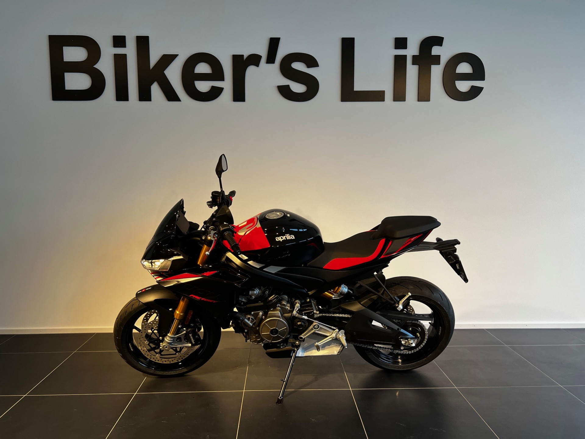 APRILIA Tuono 660 Factory-image-1