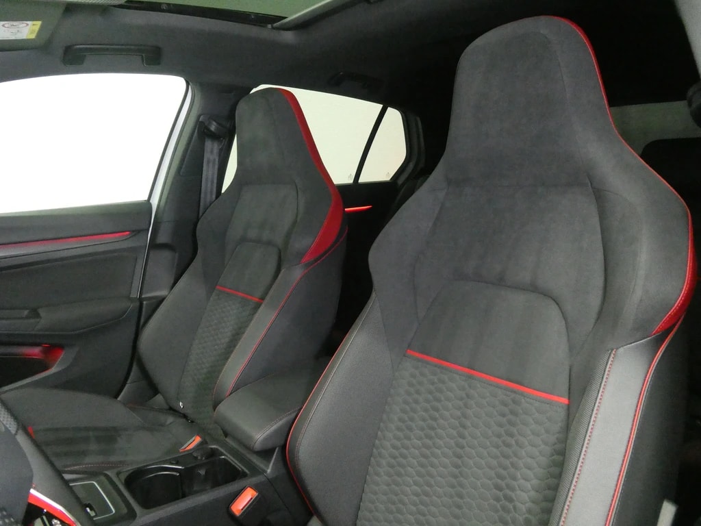 VW Golf 2.0 TSI GTI Clubsport DSG - IQ Light - Navi - Panorama - Kamera - 301 PS-image-8