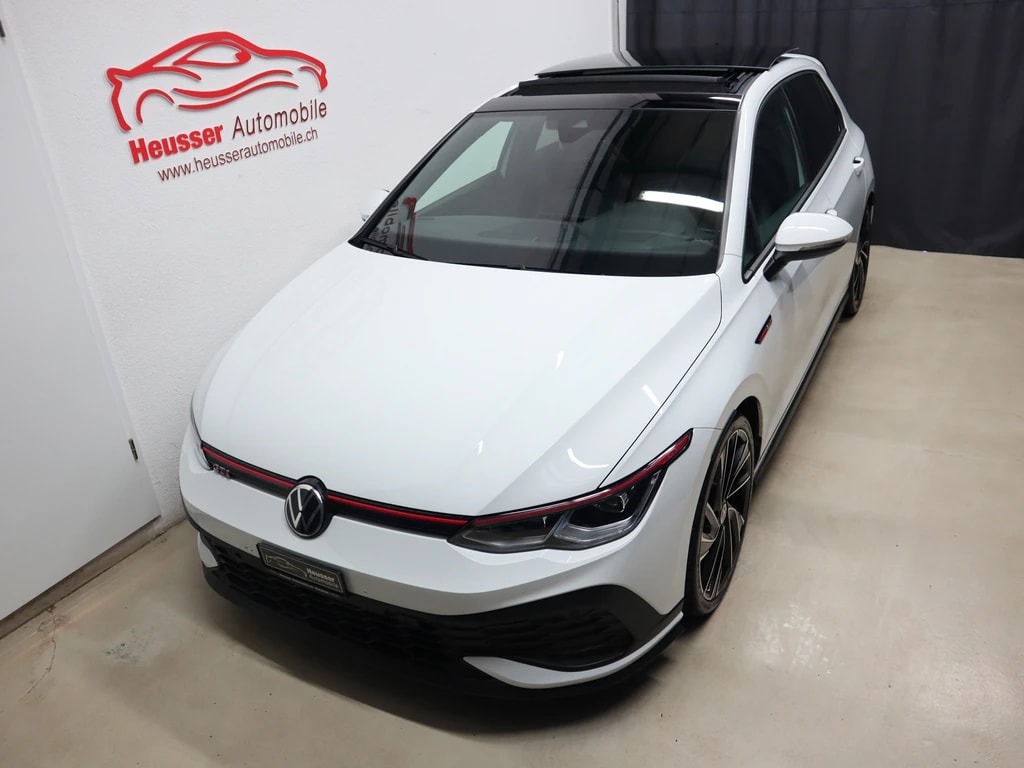 VW Golf 2.0 TSI GTI Clubsport DSG - IQ Light - Navi - Panorama - Kamera - 301 PS-showroom-element-2