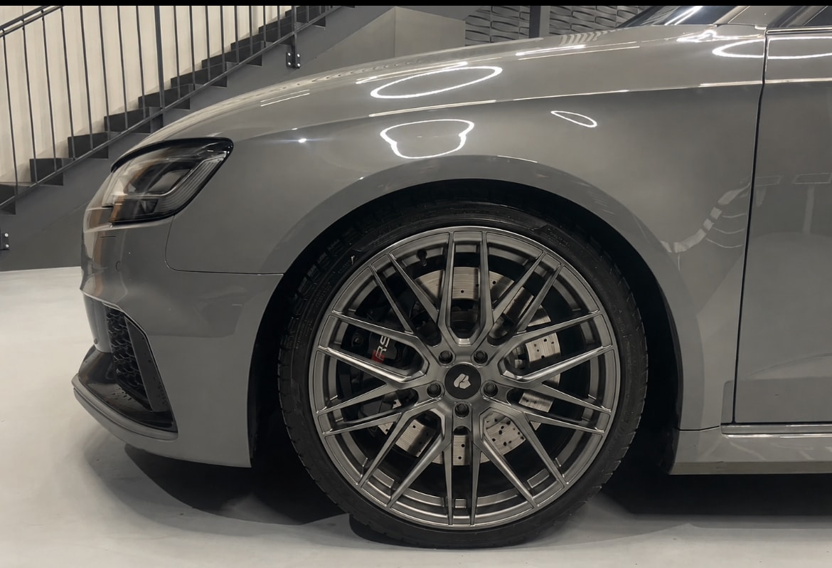 AUDI RS3 Sportback 2.5 TSI quattro S-tronic-image-11