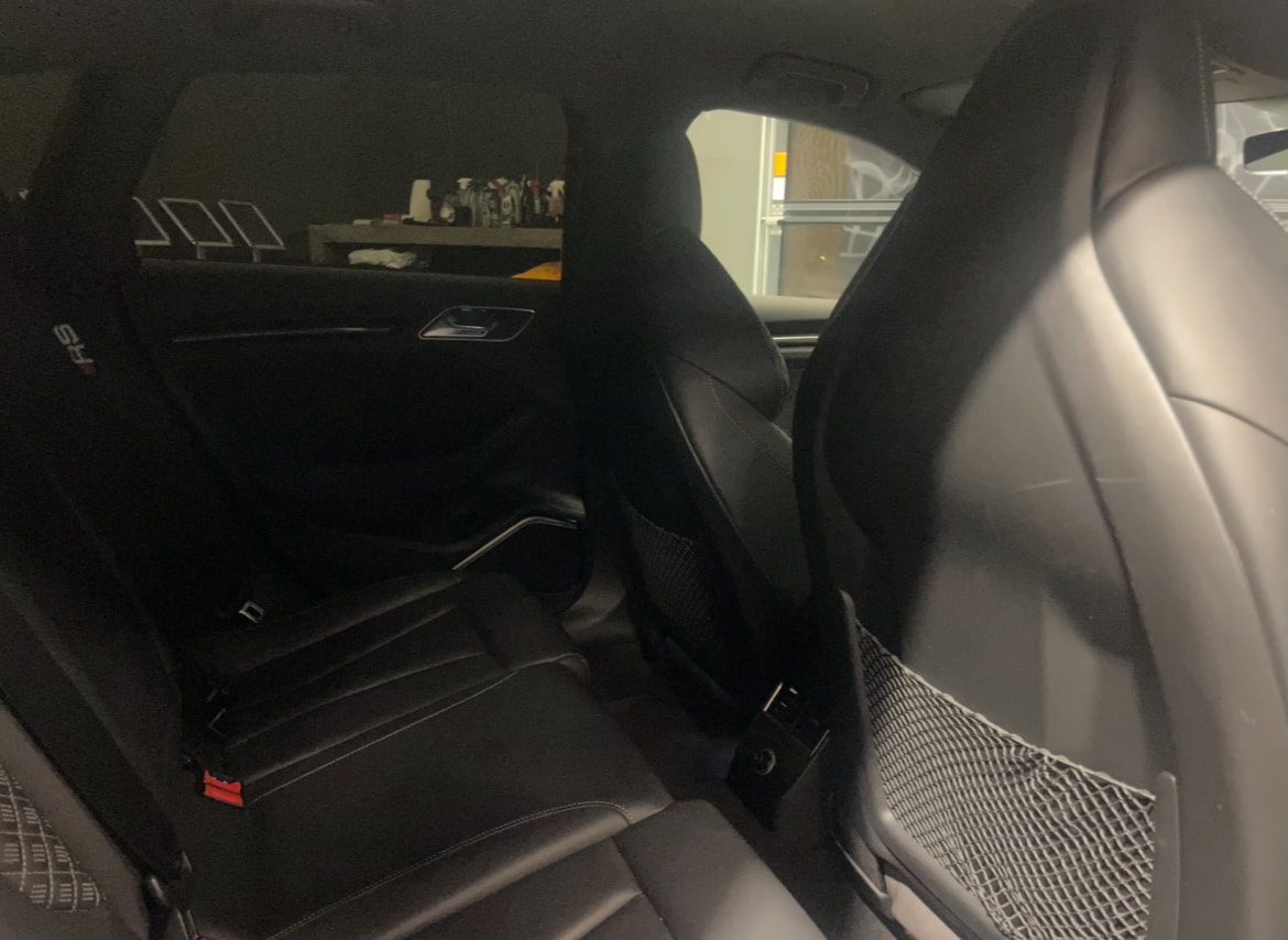 AUDI RS3 Sportback 2.5 TSI quattro S-tronic-image-18