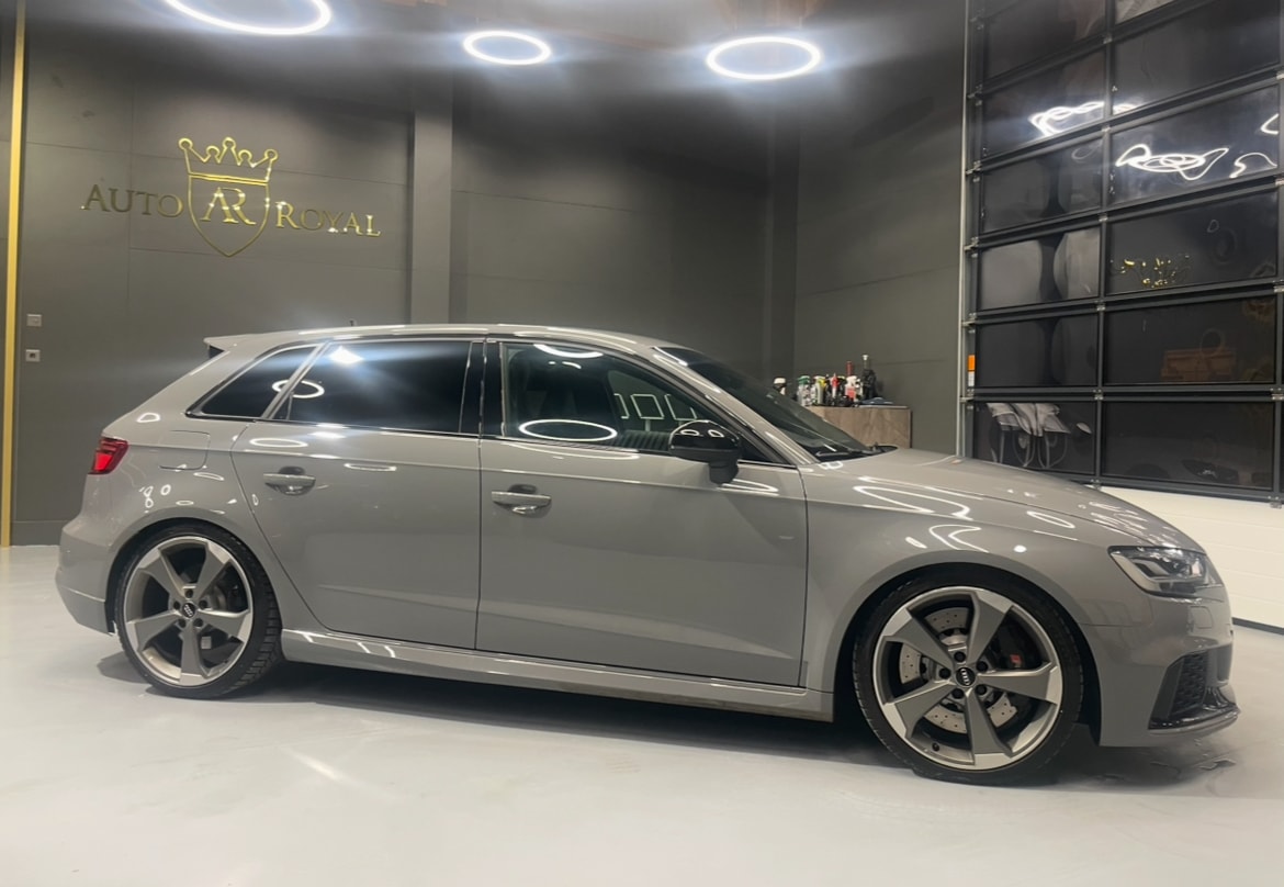 AUDI RS3 Sportback 2.5 TSI quattro S-tronic-image-7