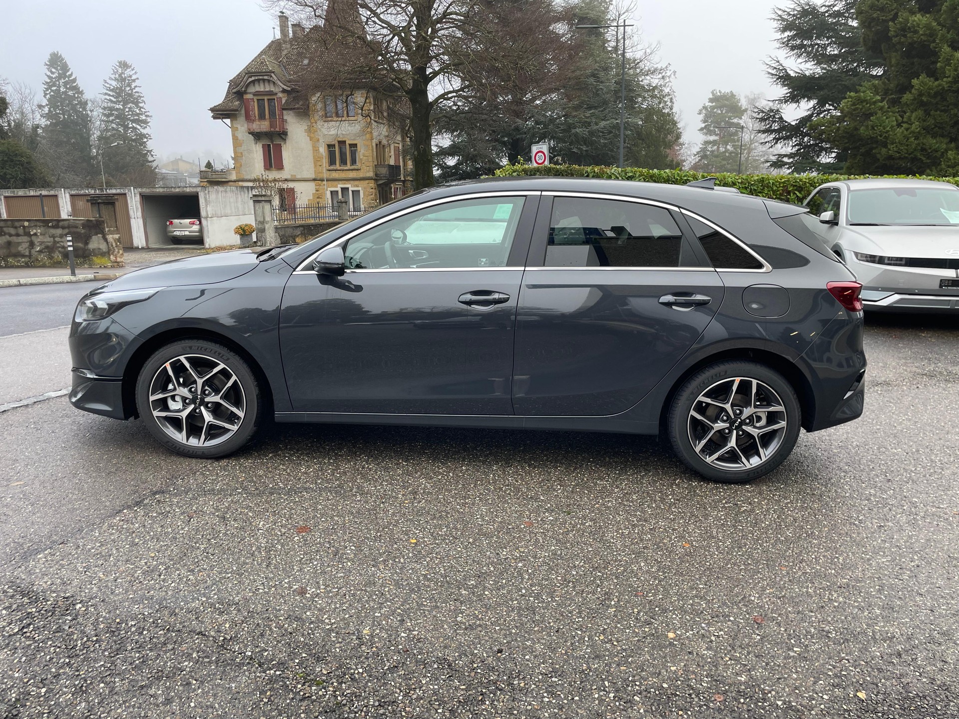 KIA Ceed 1.5 T-GDi Power-image-5