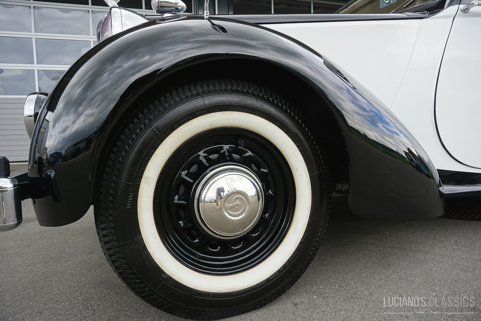 DAIMLER DB 18 Saloon-image-7