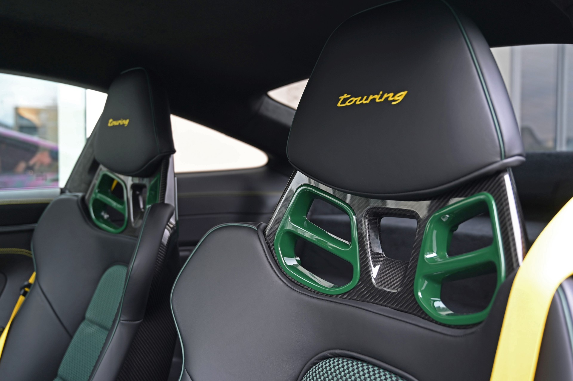 PORSCHE 911 GT3 Touring PDK **Exclusive Manufaktur**-image-19