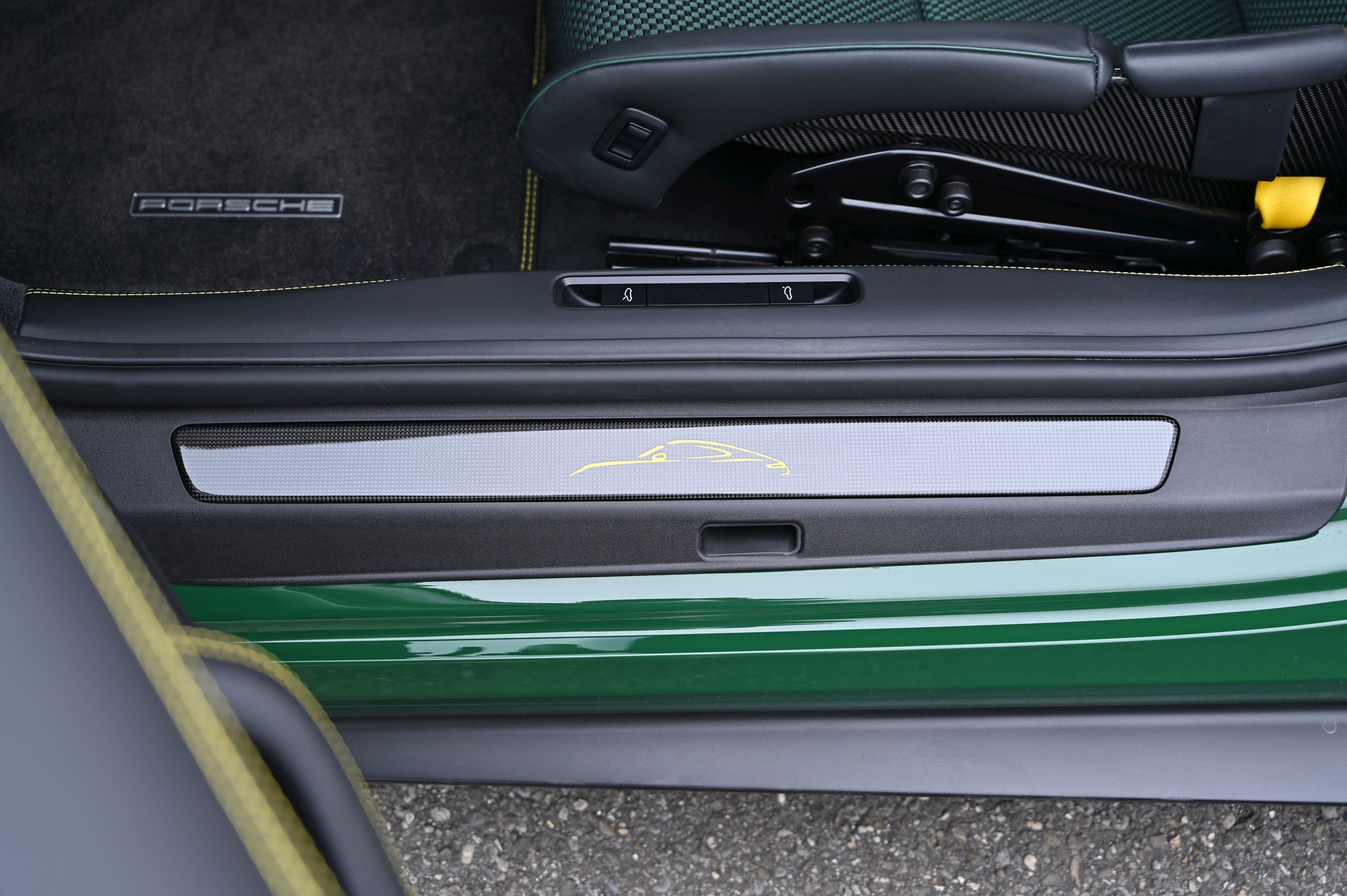 PORSCHE 911 GT3 Touring PDK **Exclusive Manufaktur**-image-28