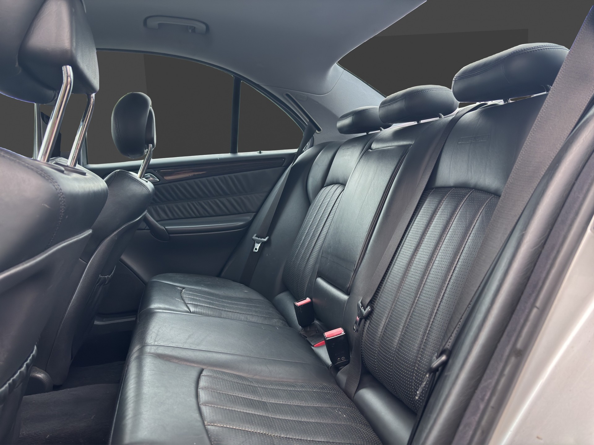 MERCEDES-BENZ C 32 AMG Automatic-image-13