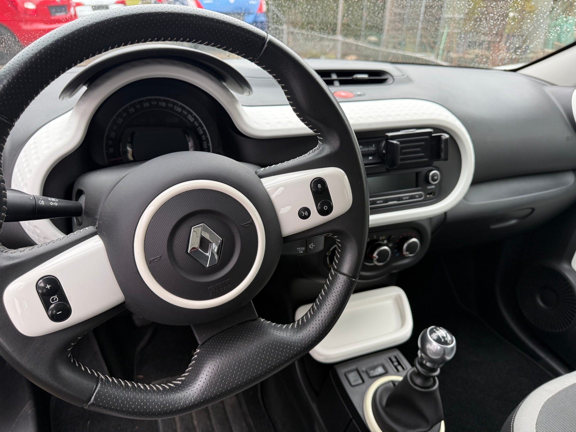 RENAULT Twingo 0.9 Intens-image-10