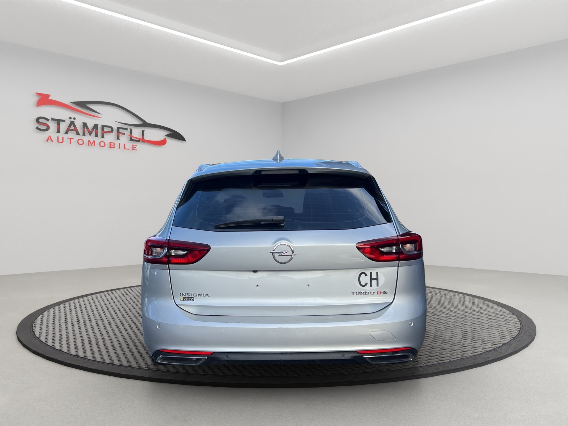 OPEL Insignia 2.0 BiDTI Sports Tourer Excellence 4WD Auto-image-9
