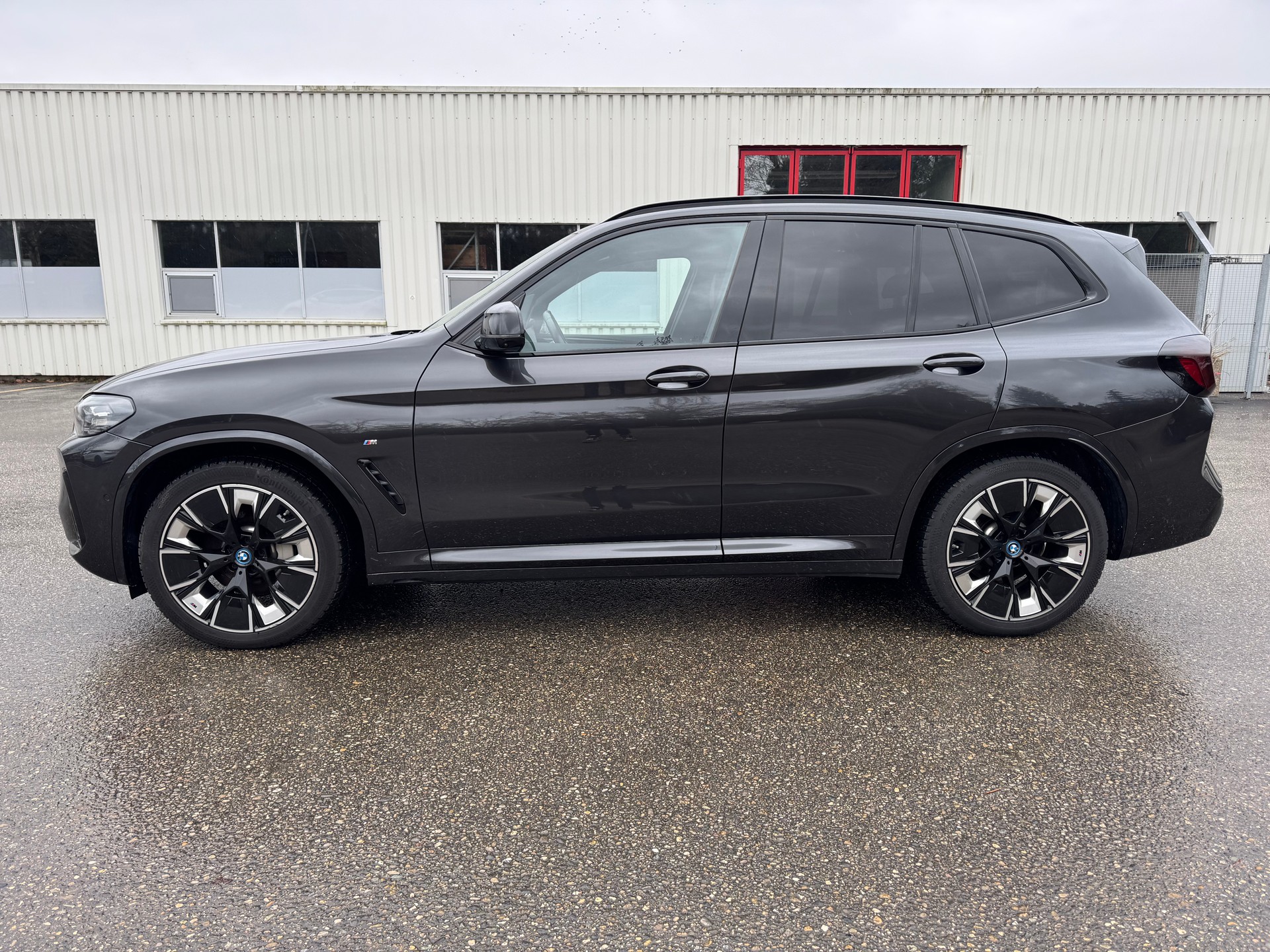 BMW iX3 Impressive-image-2