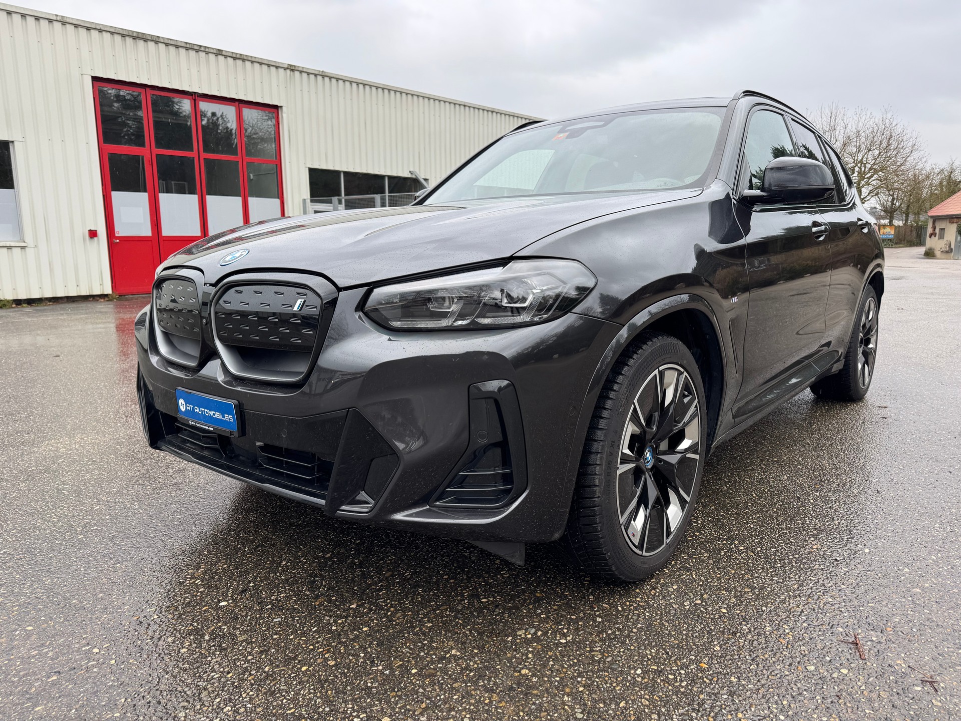 BMW iX3 Impressive-image-1