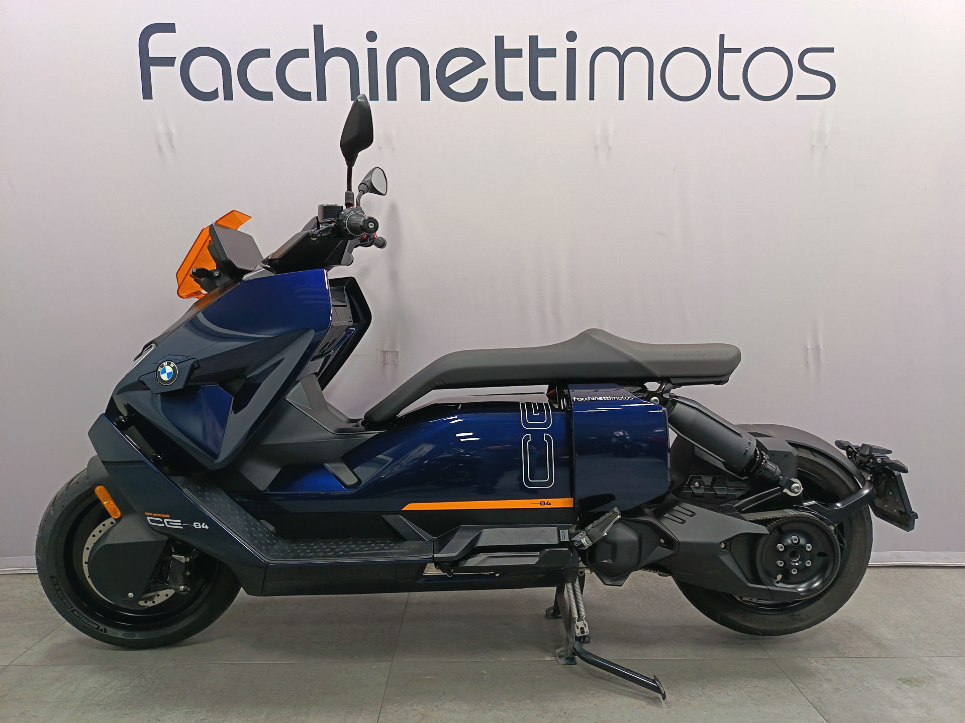 BMW CE 04 Avantgarde *** Leasing 3.9% ***-image-3