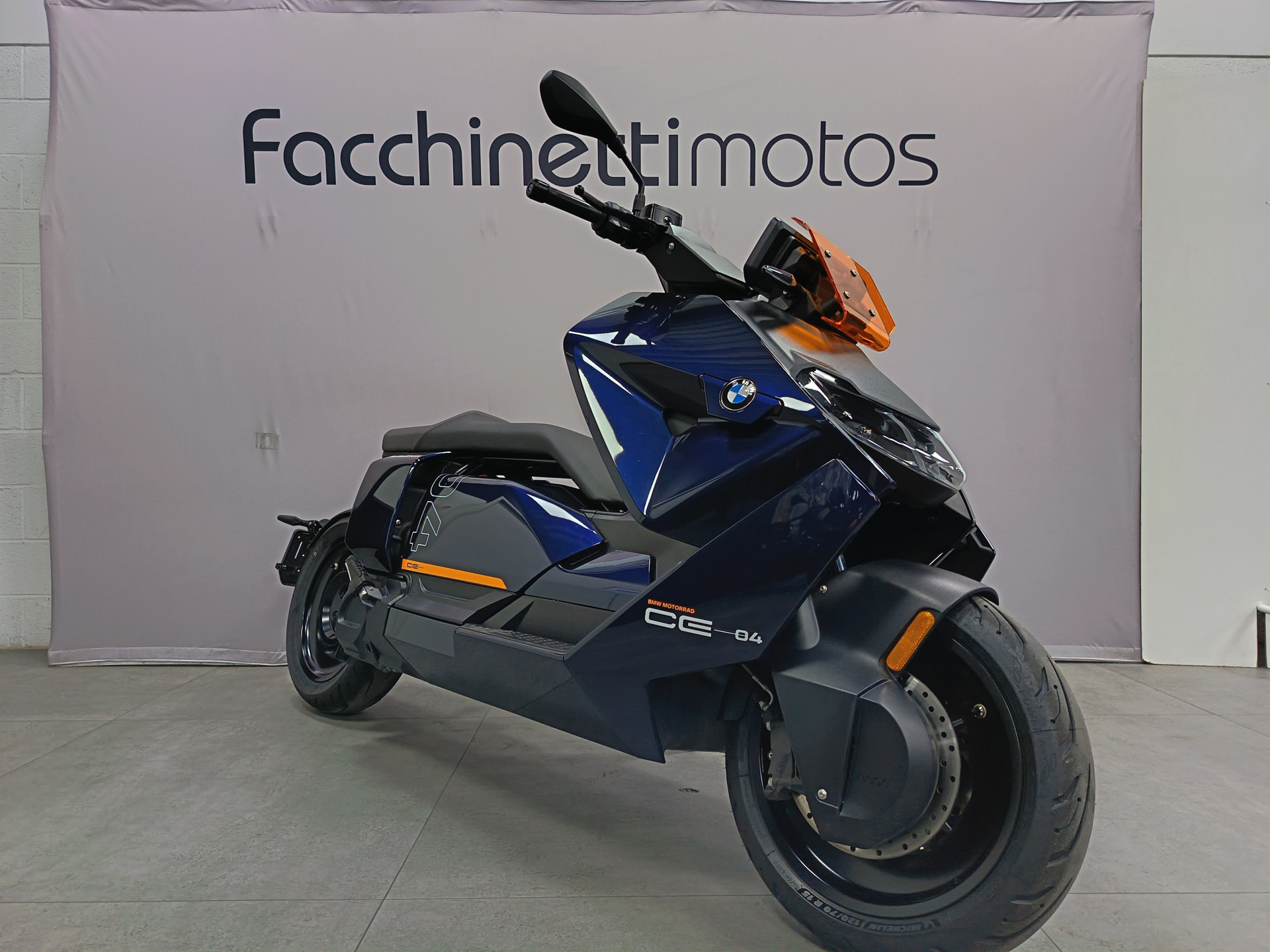 BMW CE 04 Avantgarde *** Leasing 3.9% ***-image-1
