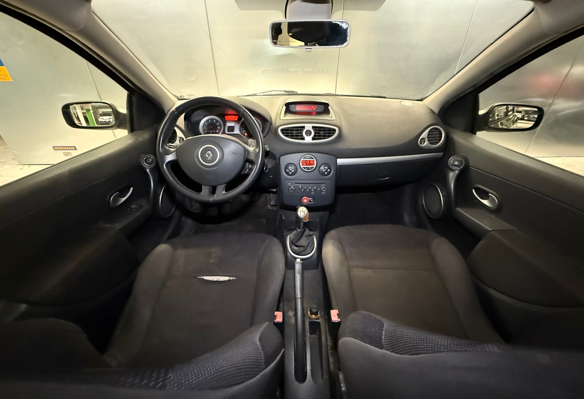 RENAULT Clio Grandtour 1.2 16V Turbo Dynamique-image-9