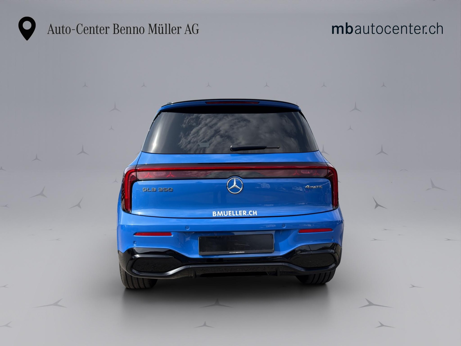 MERCEDES-BENZ GLB 350 4matic-showroom-element-3