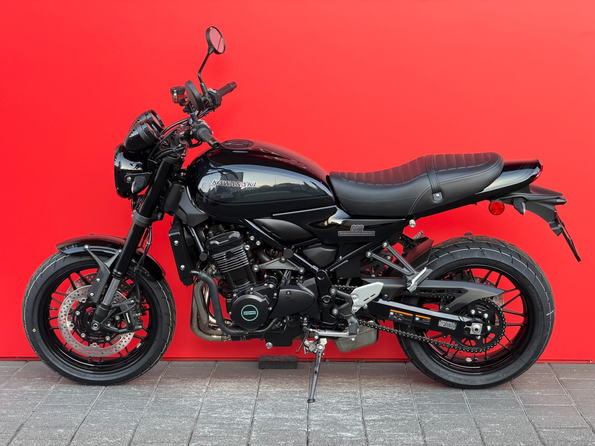KAWASAKI Z 900 RS (35kW) Black Ball Edition-image-4
