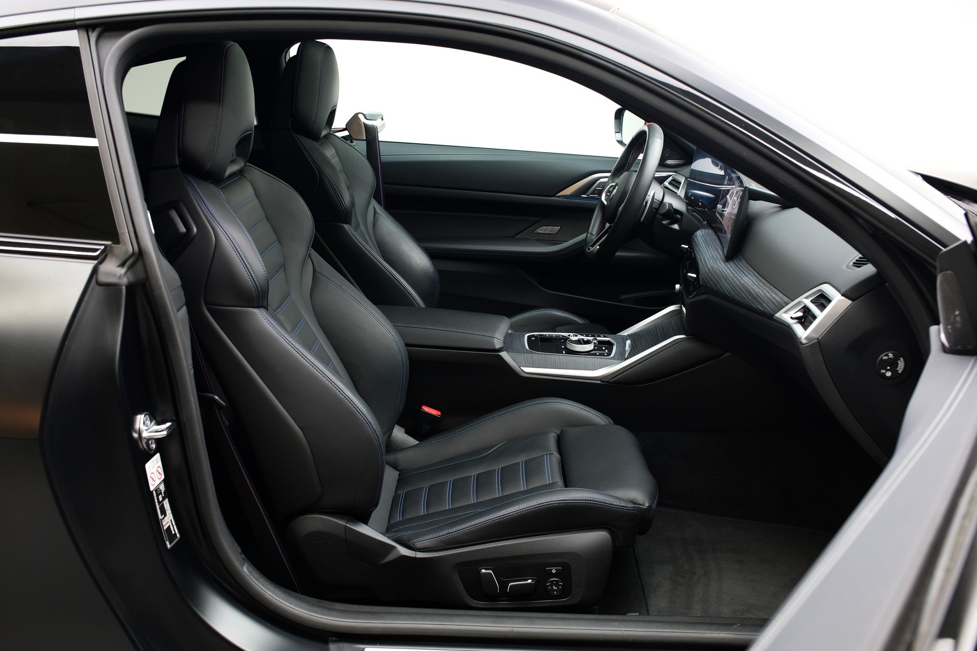 BMW M440i xDrive 48V Coupé M Sport Pro Steptronic-image-11