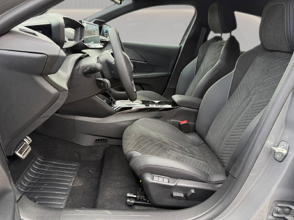 PEUGEOT 208 Electrique 156 ch (115 kW) GT-image-5