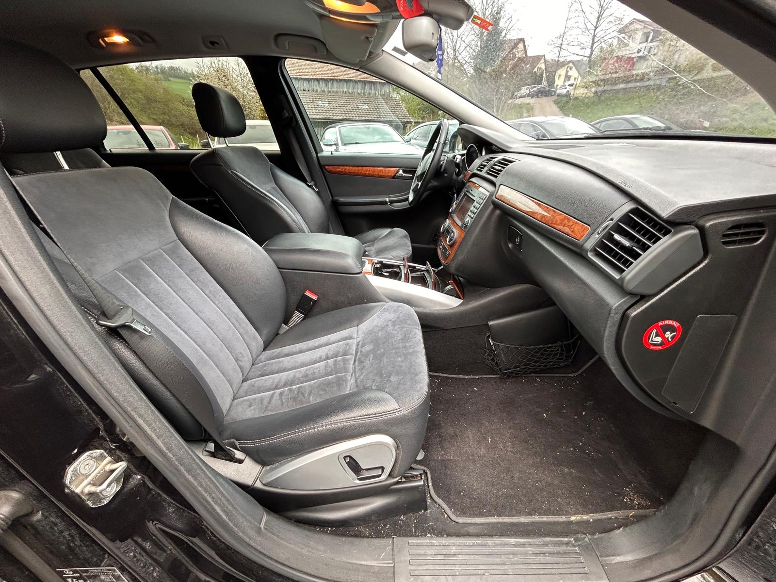 MERCEDES-BENZ R 350 BlueTEC L 4Matic 7G-Tronic-image-11