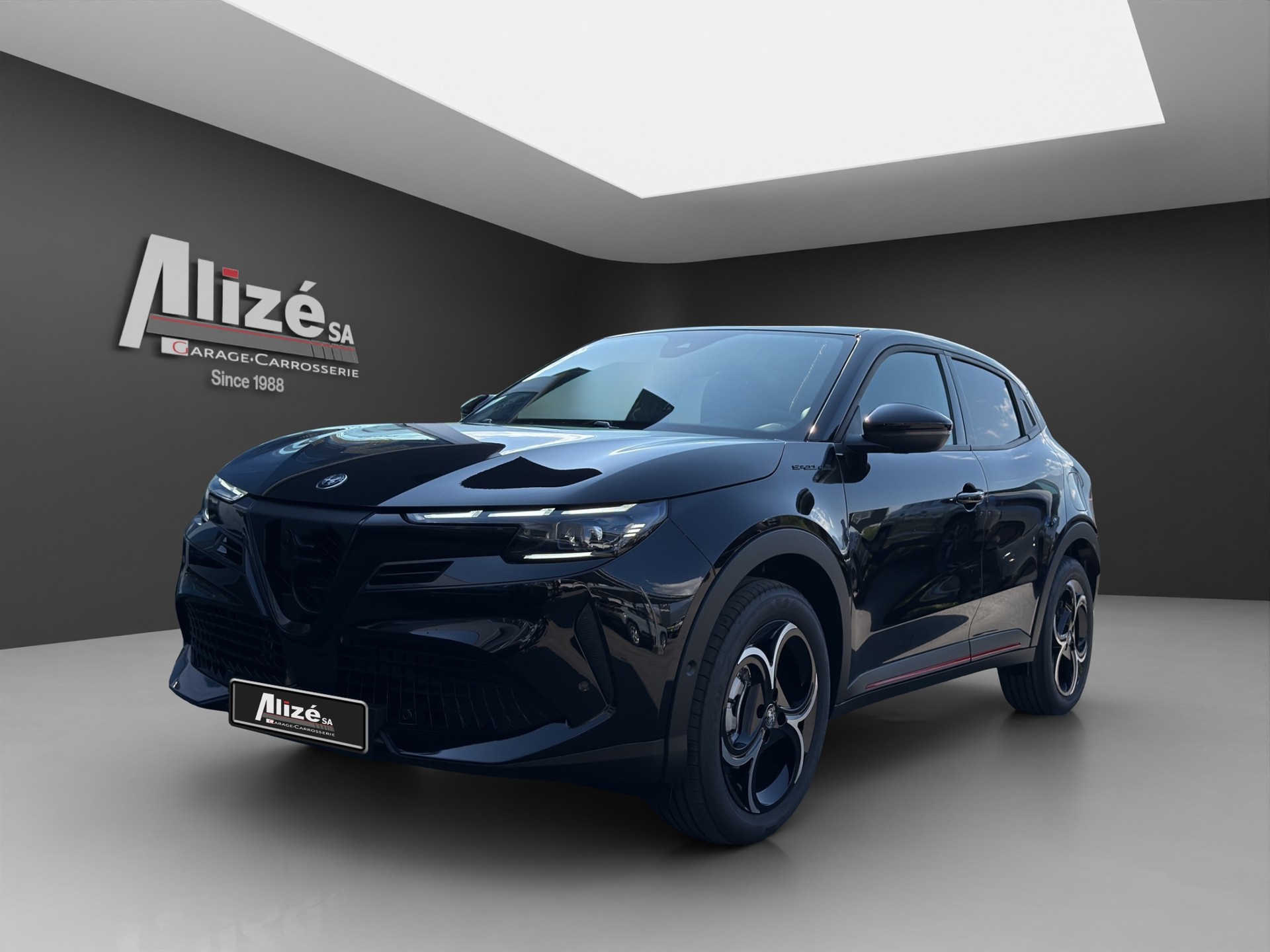 ALFA ROMEO Junior 1.2 48V Hybrid Speciale-showroom-element-2