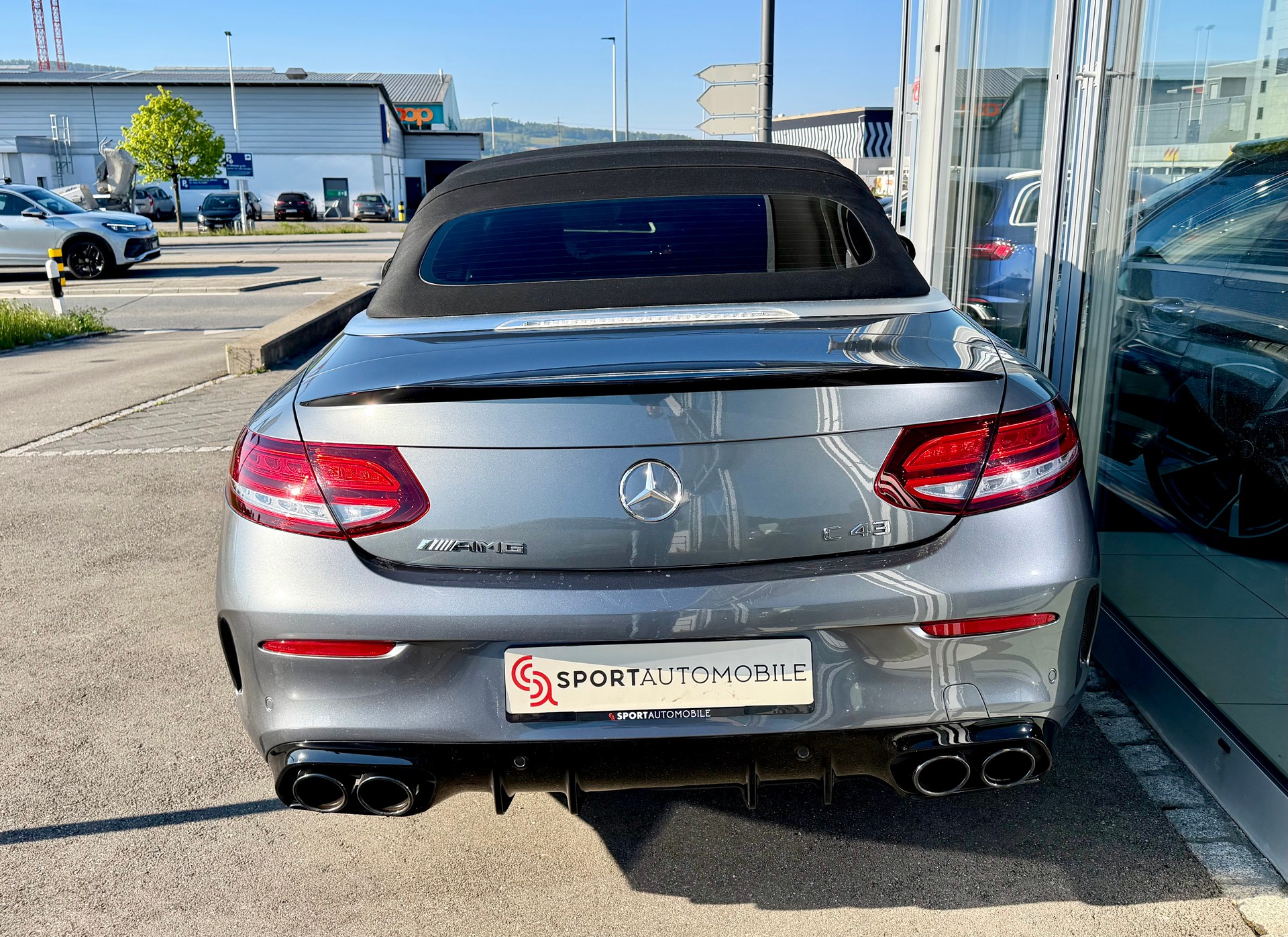 MERCEDES-BENZ C 43 Cabriolet AMG 4Matic 9G-Tronic-image-11