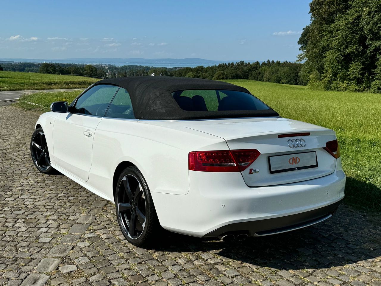 AUDI S5 Cabrio 3.0 TFSI quattro S-tronic-image-6