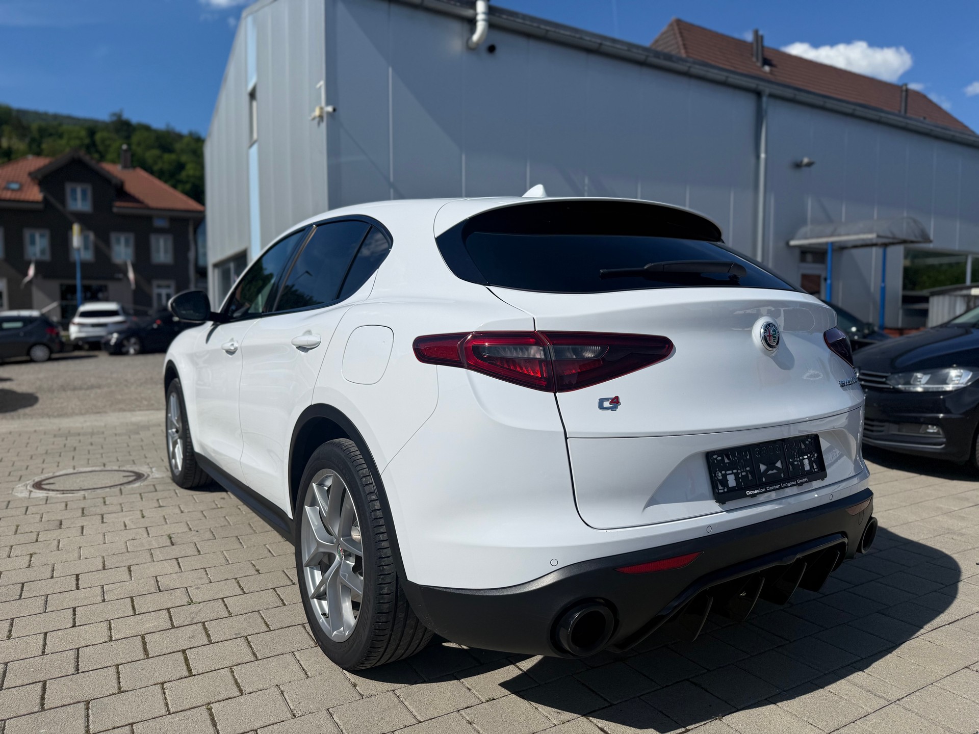ALFA ROMEO Stelvio 2.2 JTDM Executive Q4 Automatic-image-7