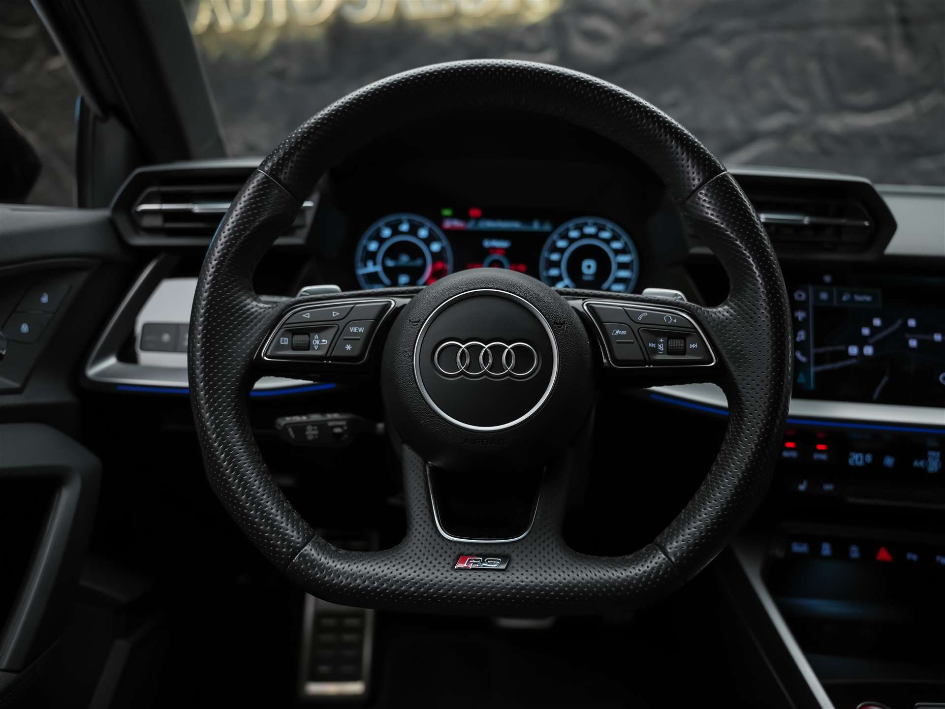 AUDI RS3 Sportback 2.5 TSI quattro S-tronic *RS Sport Abgasanlage*RS Sportsitze*Sitzheizung*Adaptives Fahrwerk-image-19