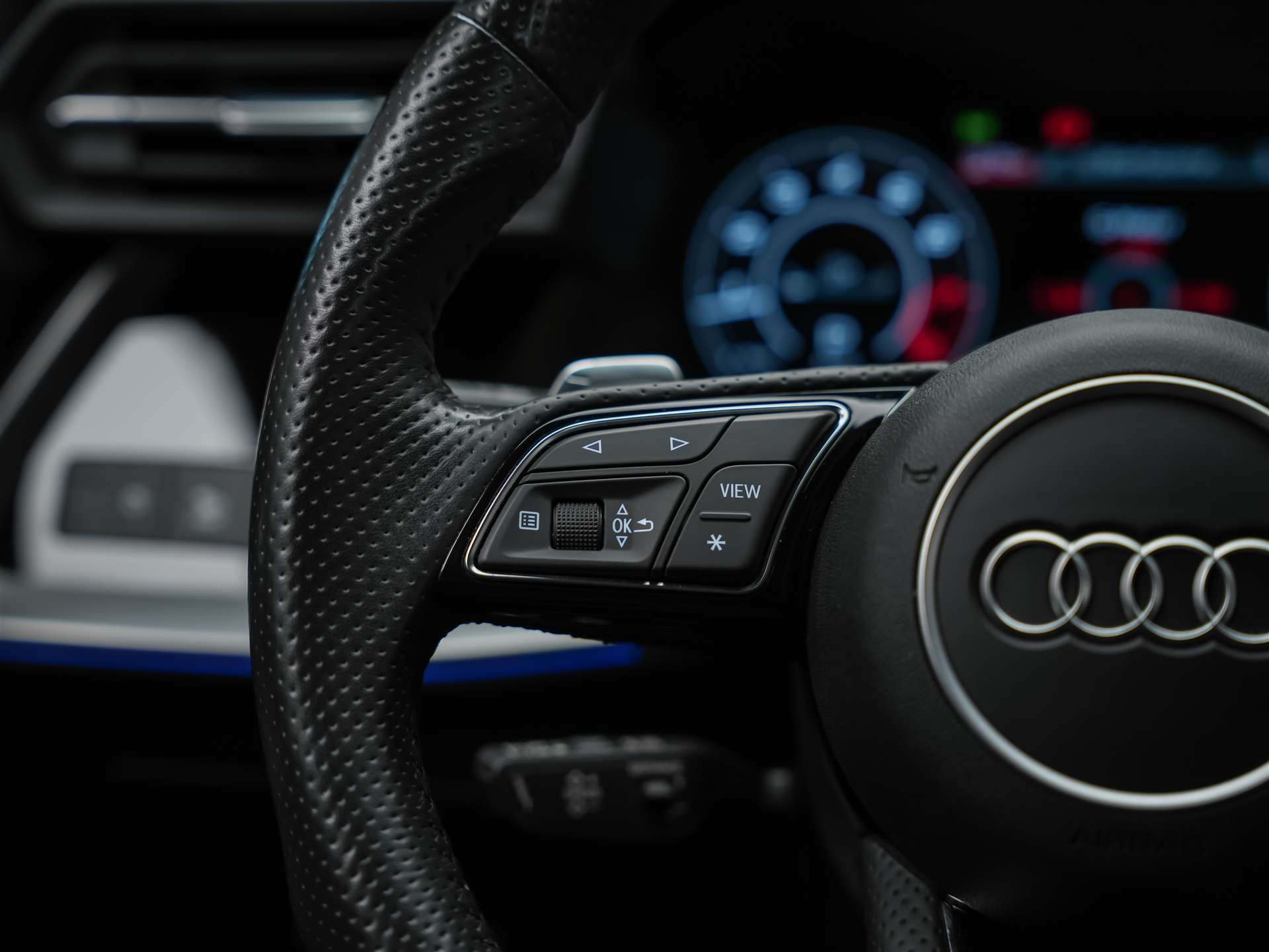 AUDI RS3 Sportback 2.5 TSI quattro S-tronic *RS Sport Abgasanlage*RS Sportsitze*Sitzheizung*Adaptives Fahrwerk-image-24