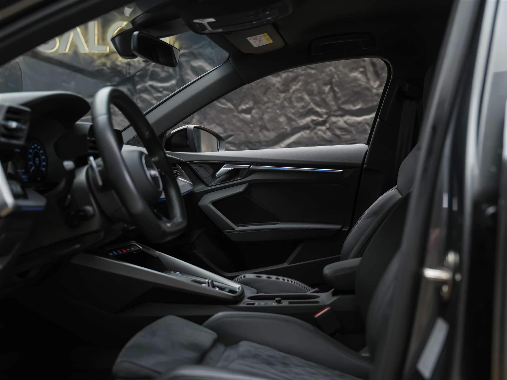 AUDI RS3 Sportback 2.5 TSI quattro S-tronic *RS Sport Abgasanlage*RS Sportsitze*Sitzheizung*Adaptives Fahrwerk-image-9