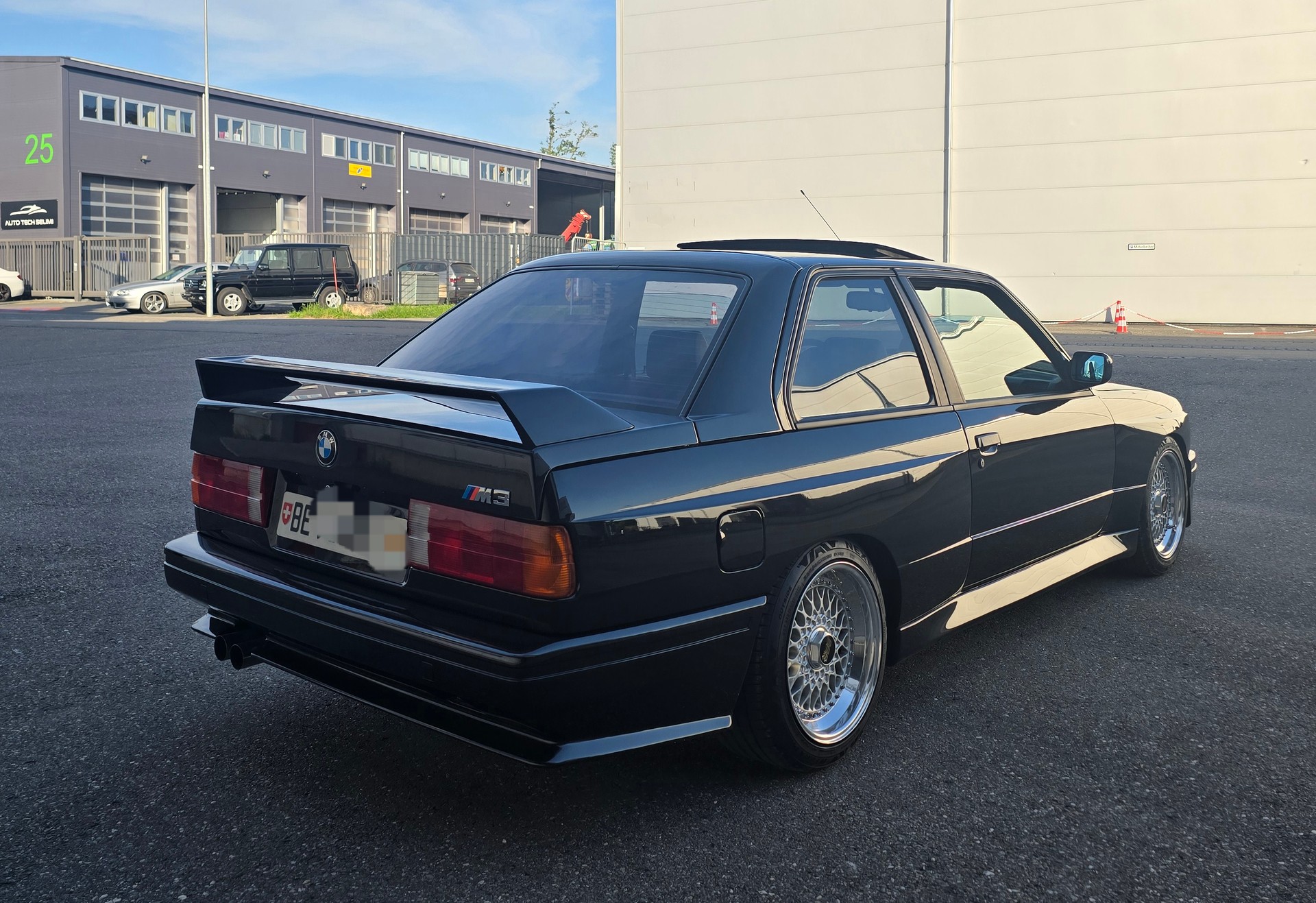 BMW M3 E30-image-4