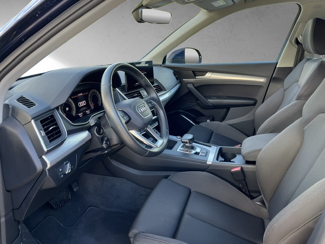AUDI Q5 40 TDI S-line quattro S-tronic-showroom-element-3